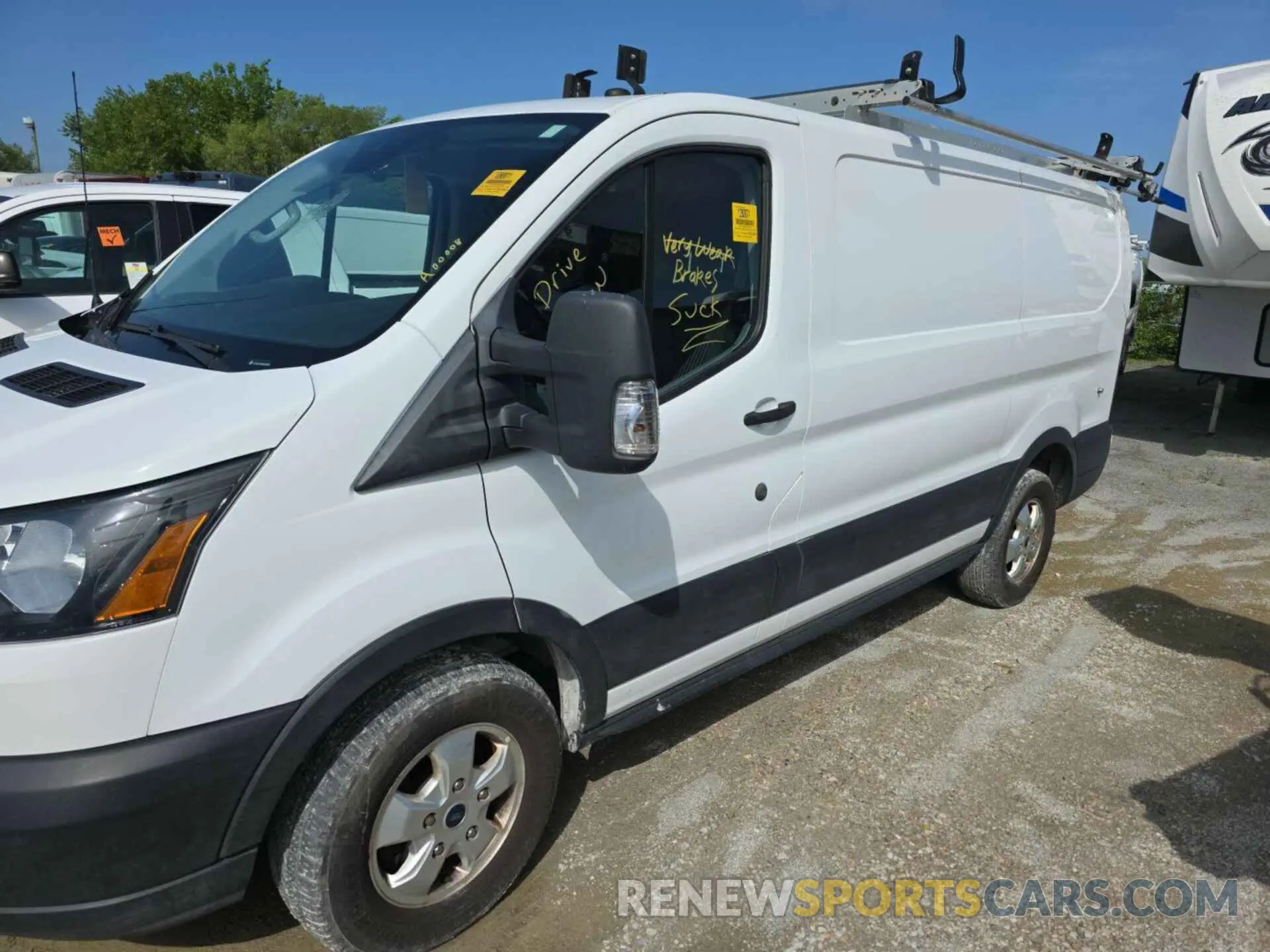 22 Photograph of a damaged car 1FTYR1YG5KKA38069 FORD TRANSIT 2019