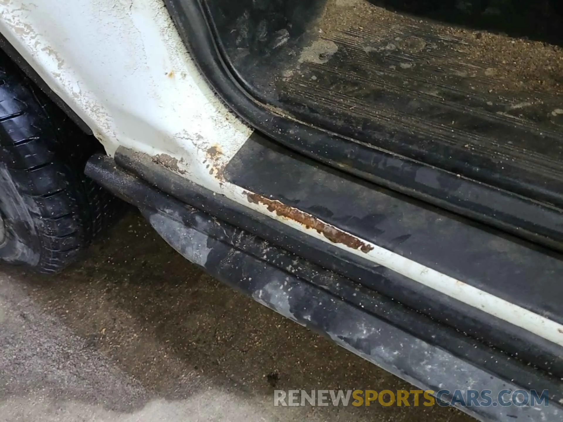 11 Photograph of a damaged car 1FTYR1YG5KKA38072 FORD TRANSIT 2019
