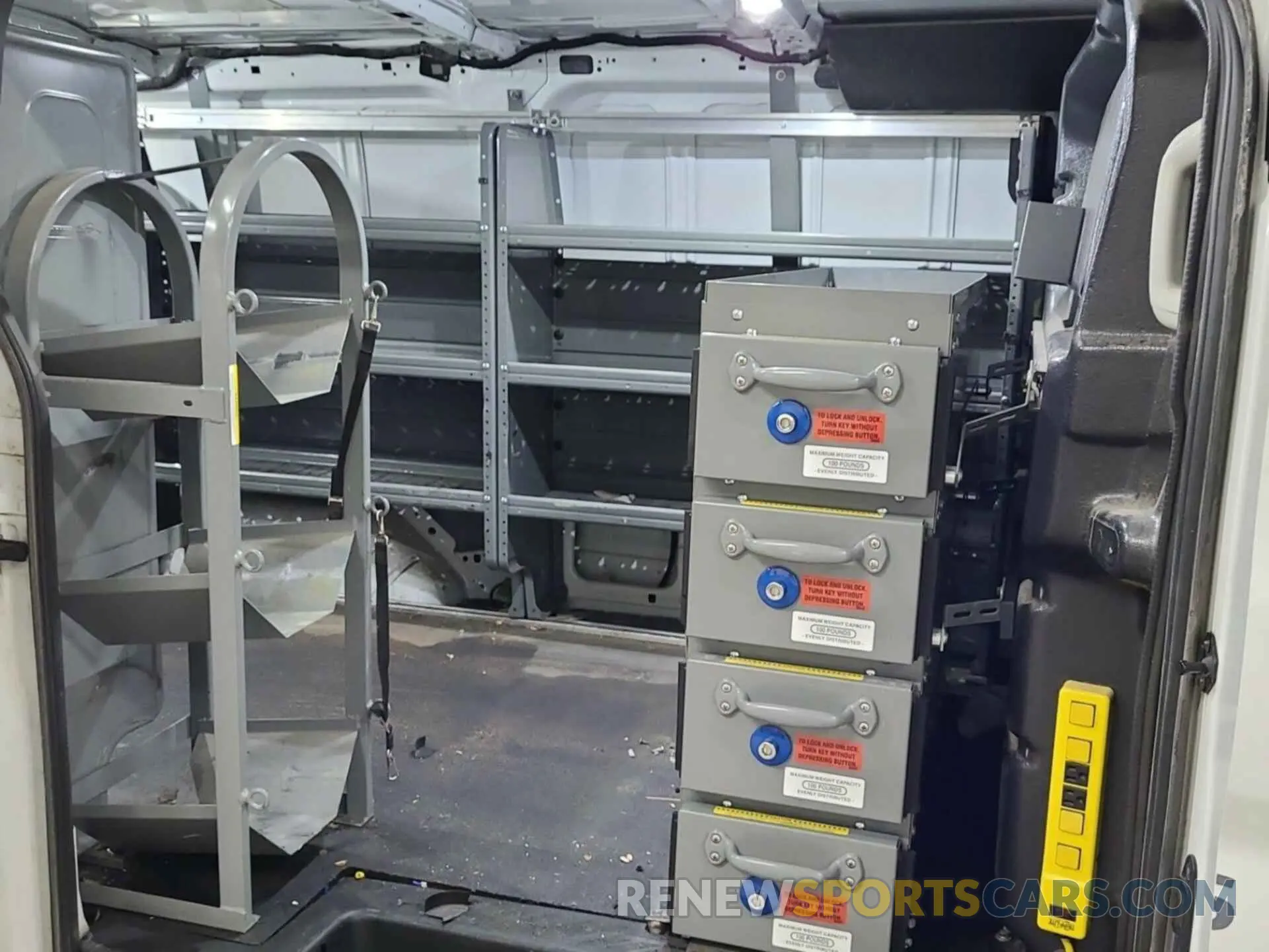 27 Photograph of a damaged car 1FTYR1YG5KKA38072 FORD TRANSIT 2019