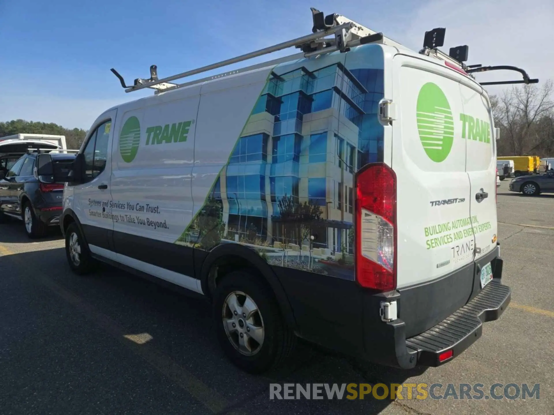 15 Photograph of a damaged car 1FTYR1YG5KKB48118 FORD TRANSIT 2019