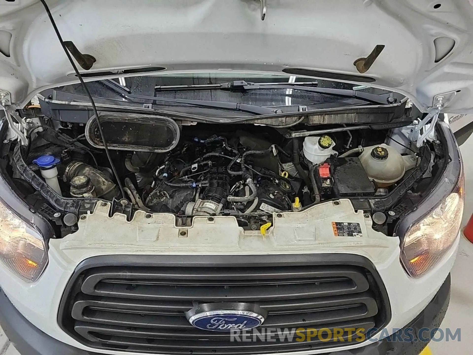 12 Photograph of a damaged car 1FTYR1YG5KKB48264 FORD TRANSIT 2019