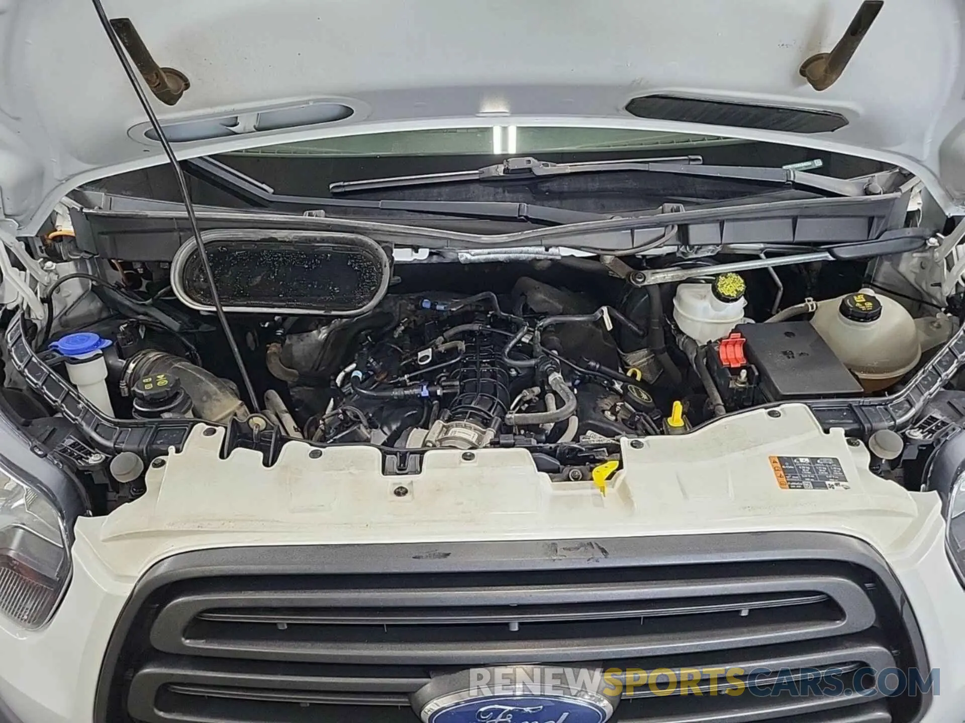 21 Photograph of a damaged car 1FTYR1YG5KKB48264 FORD TRANSIT 2019
