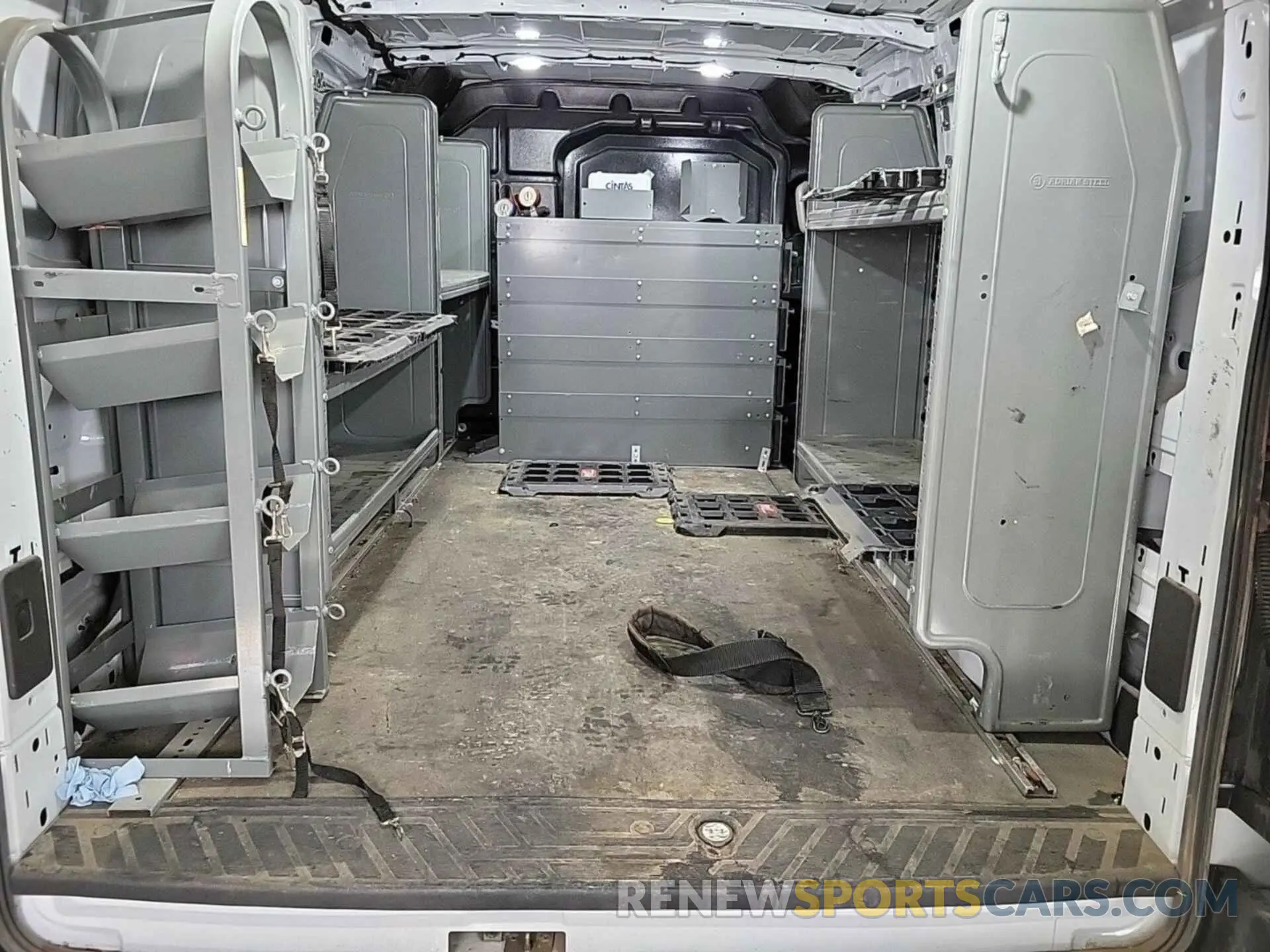 34 Photograph of a damaged car 1FTYR1YG5KKB48264 FORD TRANSIT 2019