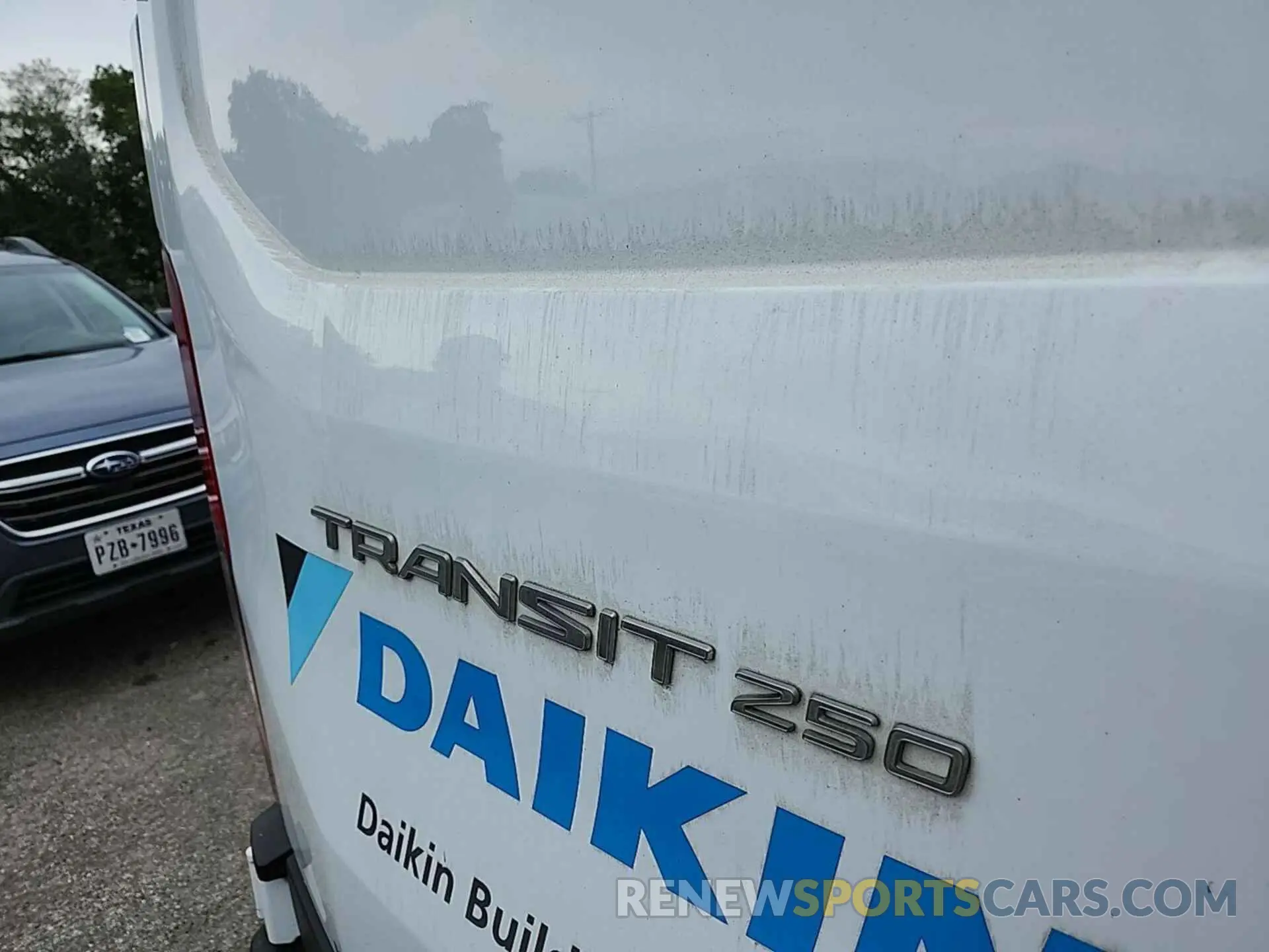 30 Photograph of a damaged car 1FTYR1YG6KKA99141 FORD TRANSIT 2019