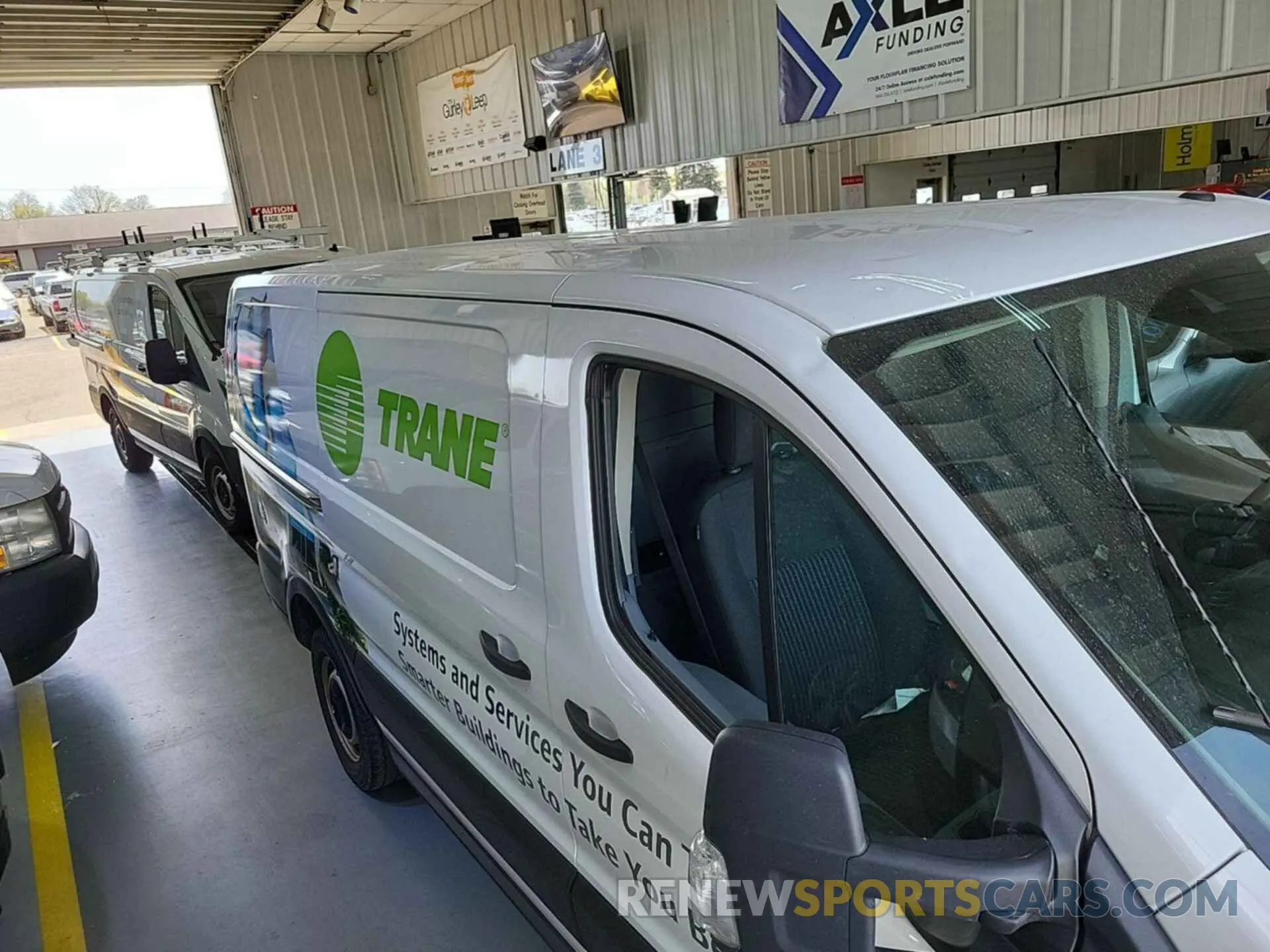 20 Photograph of a damaged car 1FTYR1YG6KKB88059 FORD TRANSIT 2019
