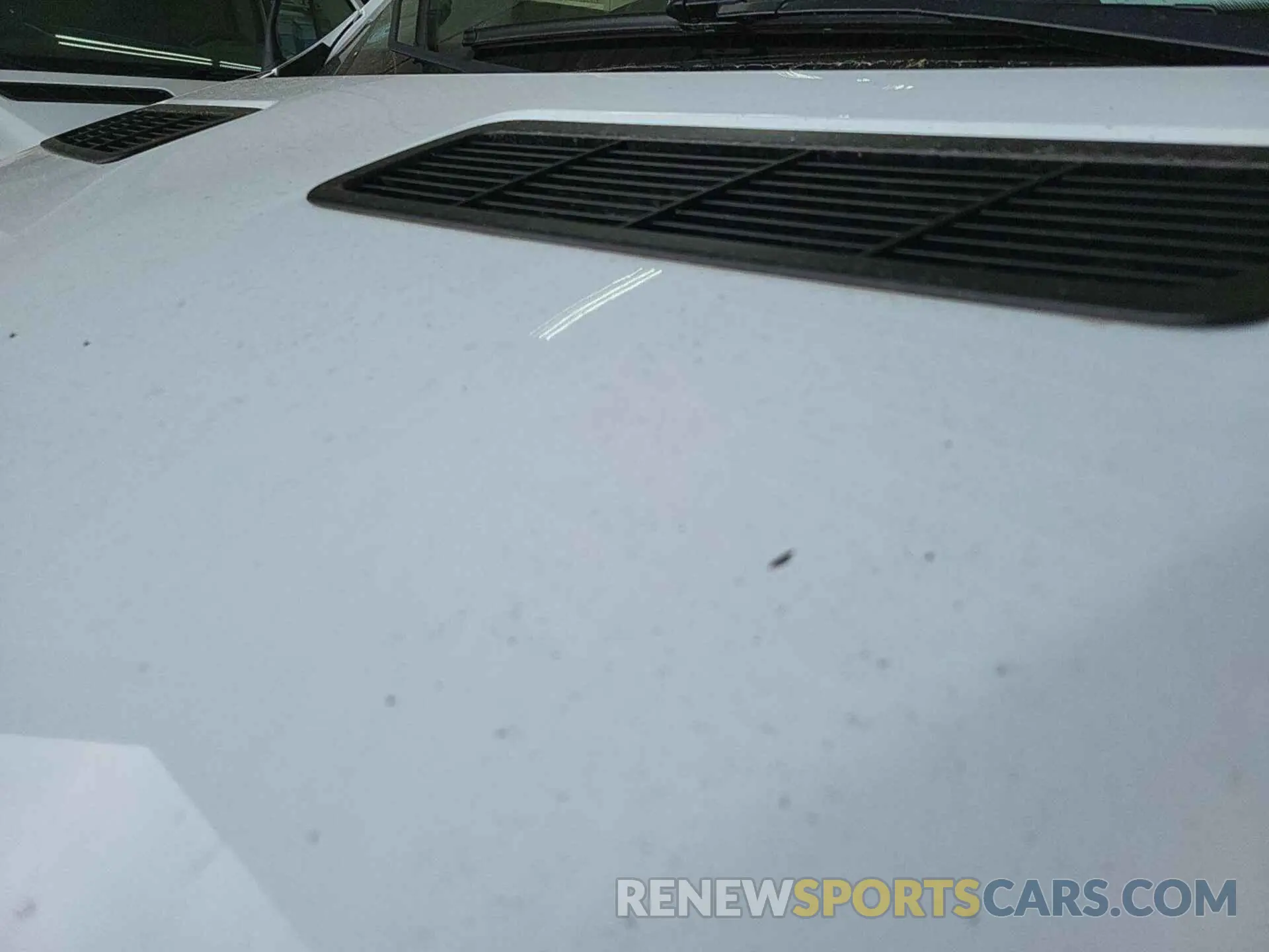 9 Photograph of a damaged car 1FTYR1YG6KKB88059 FORD TRANSIT 2019
