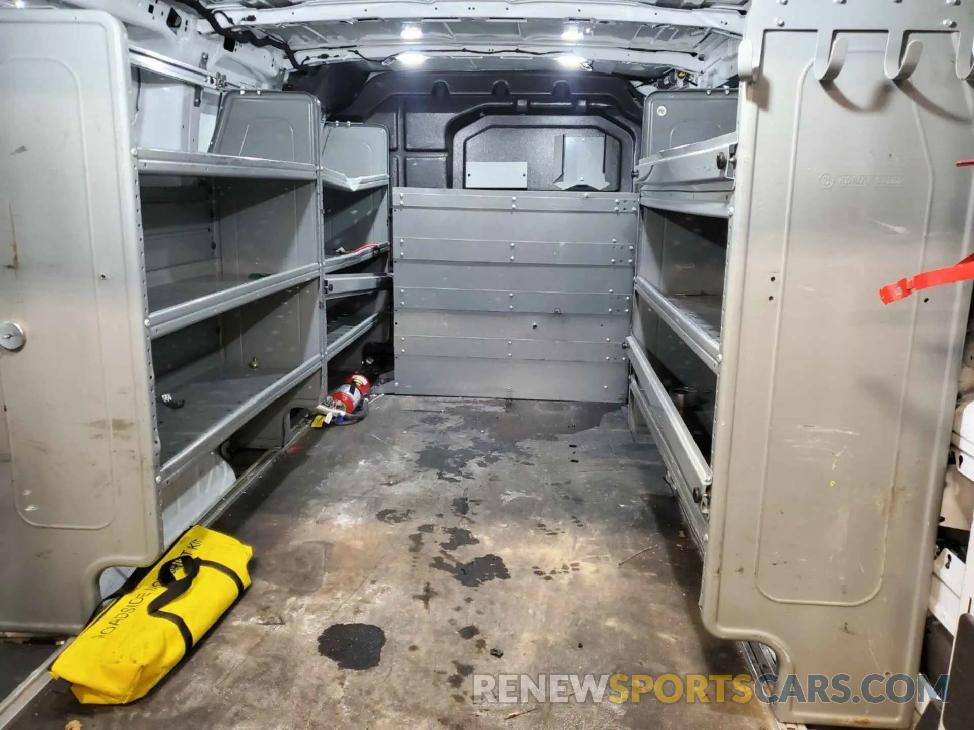 10 Photograph of a damaged car 1FTYR1YG7KKA31558 FORD TRANSIT 2019