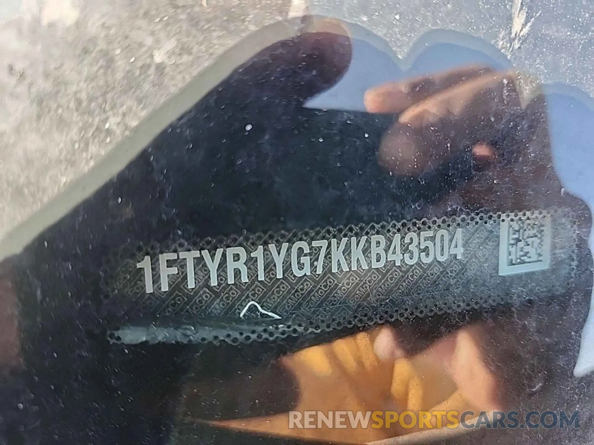 21 Photograph of a damaged car 1FTYR1YG7KKB43504 FORD TRANSIT 2019