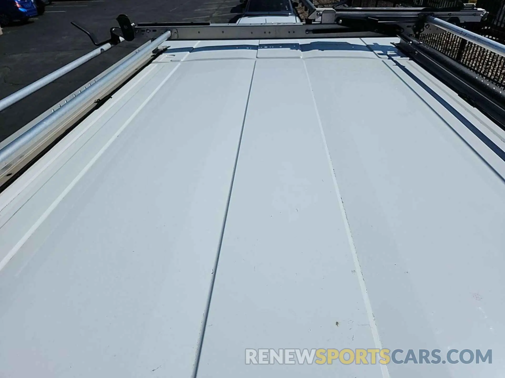 3 Photograph of a damaged car 1FTYR1YG7KKB43504 FORD TRANSIT 2019