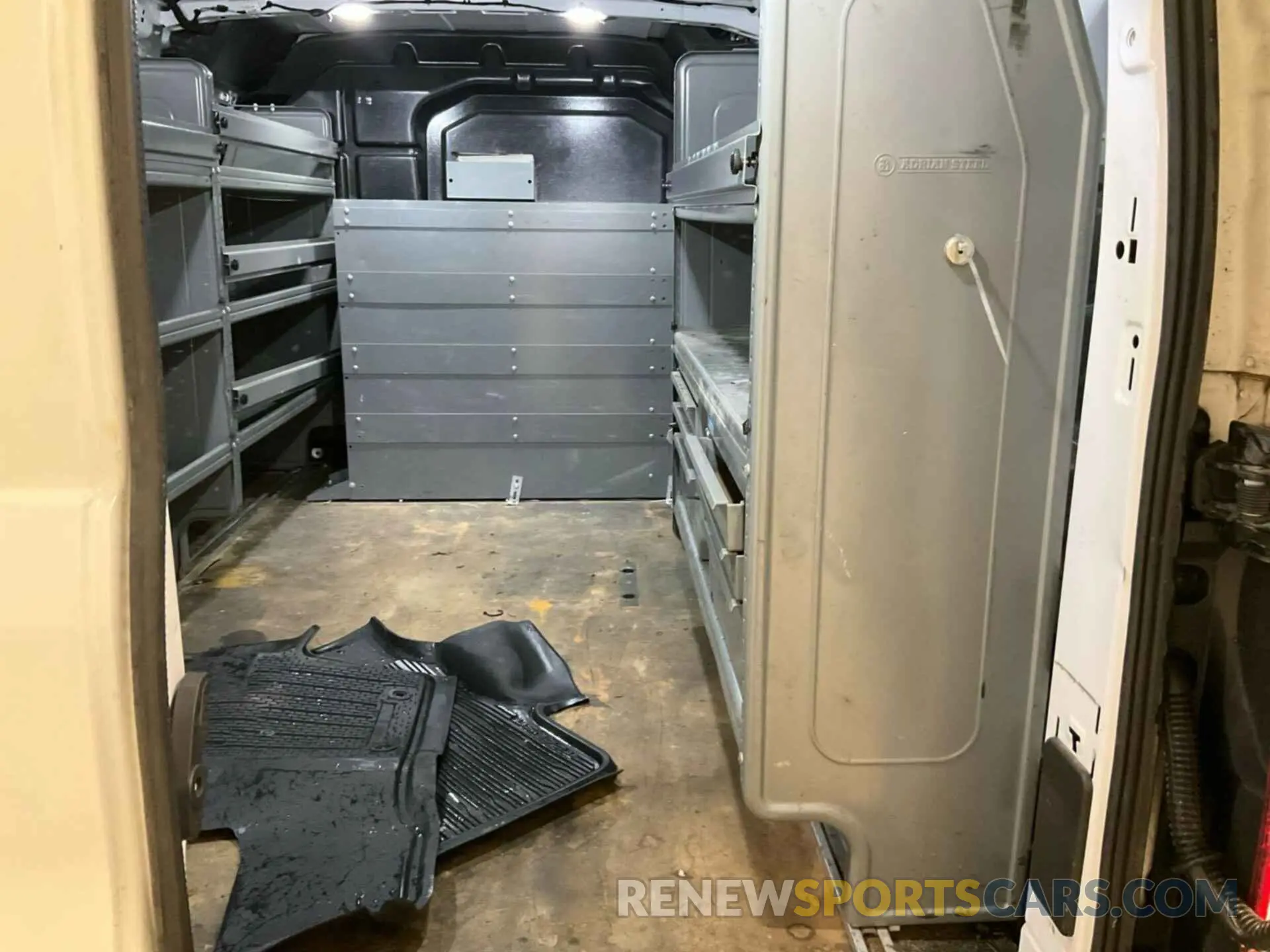 30 Photograph of a damaged car 1FTYR1YG7KKB48153 FORD TRANSIT 2019