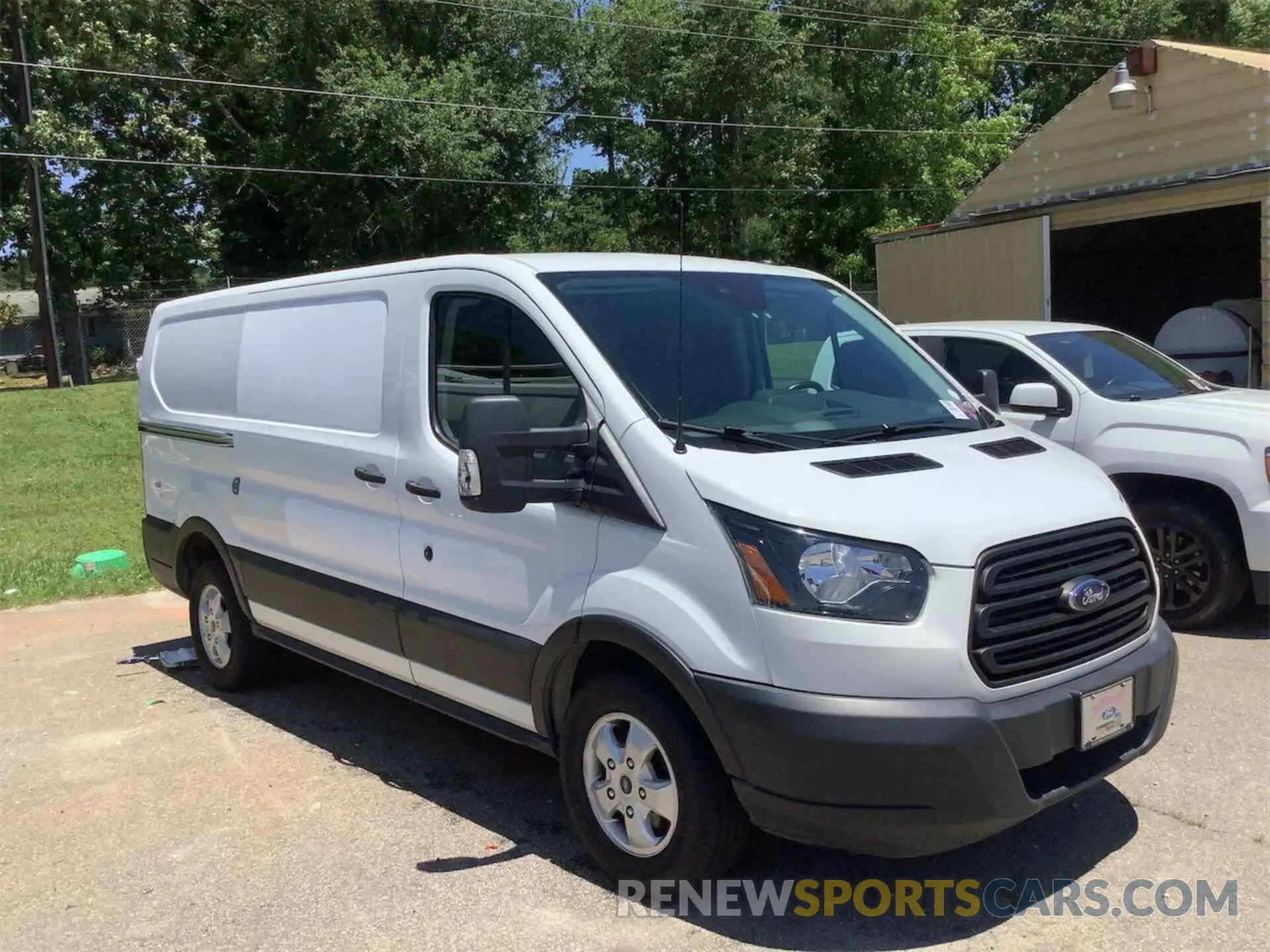 13 Photograph of a damaged car 1FTYR1YG7KKB48170 FORD TRANSIT 2019
