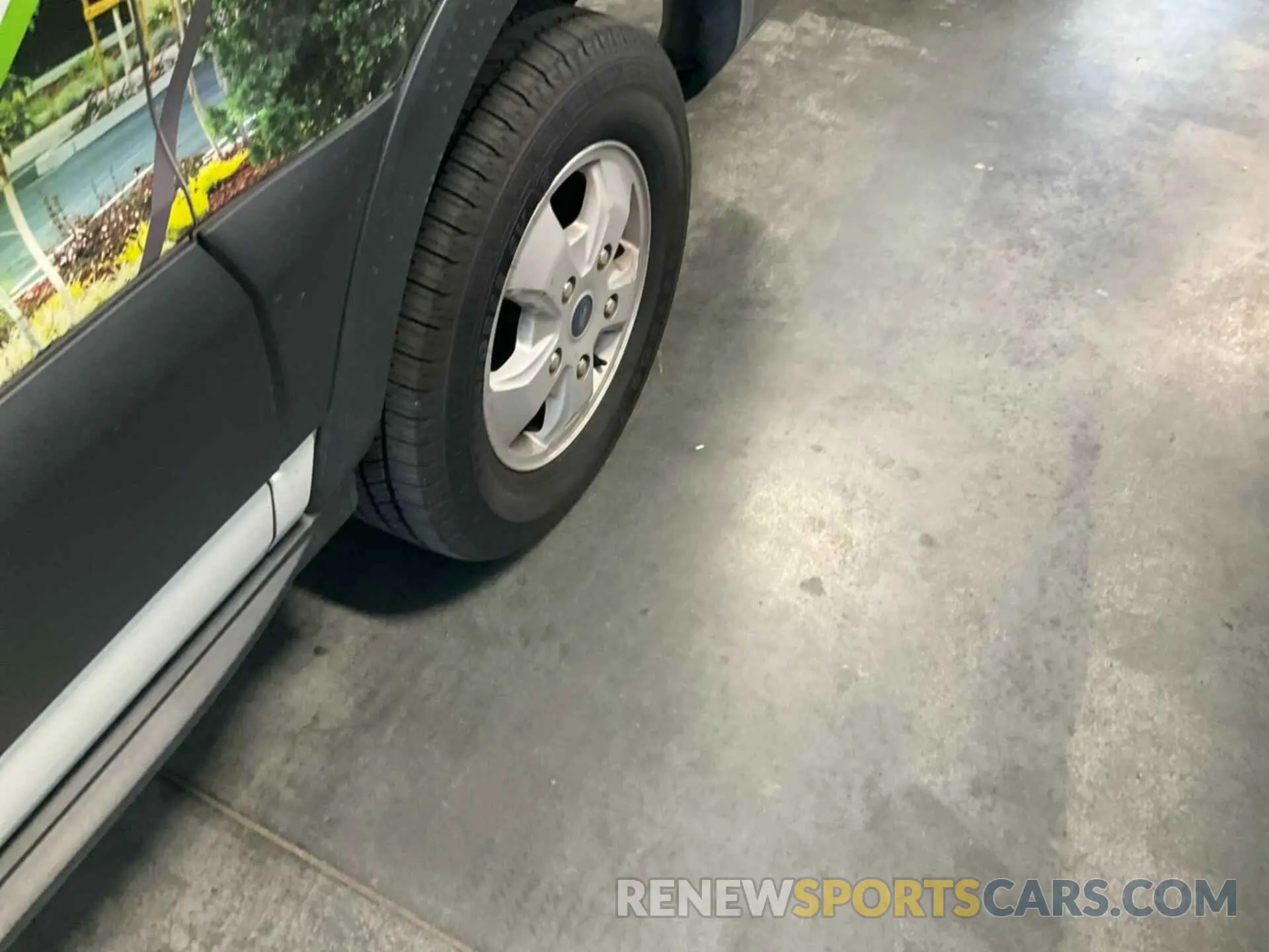 21 Photograph of a damaged car 1FTYR1YG7KKB48170 FORD TRANSIT 2019