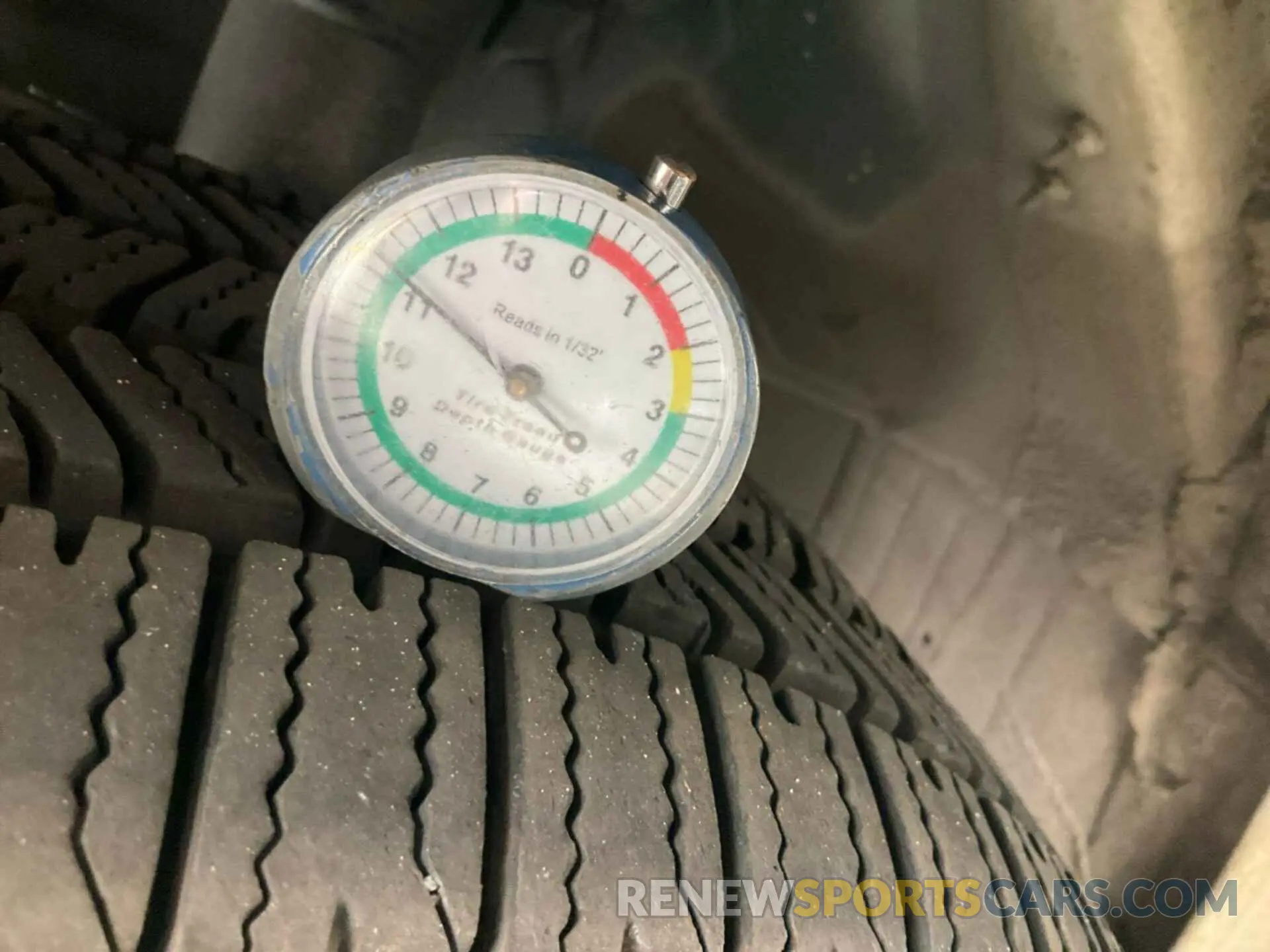 24 Photograph of a damaged car 1FTYR1YG7KKB48170 FORD TRANSIT 2019