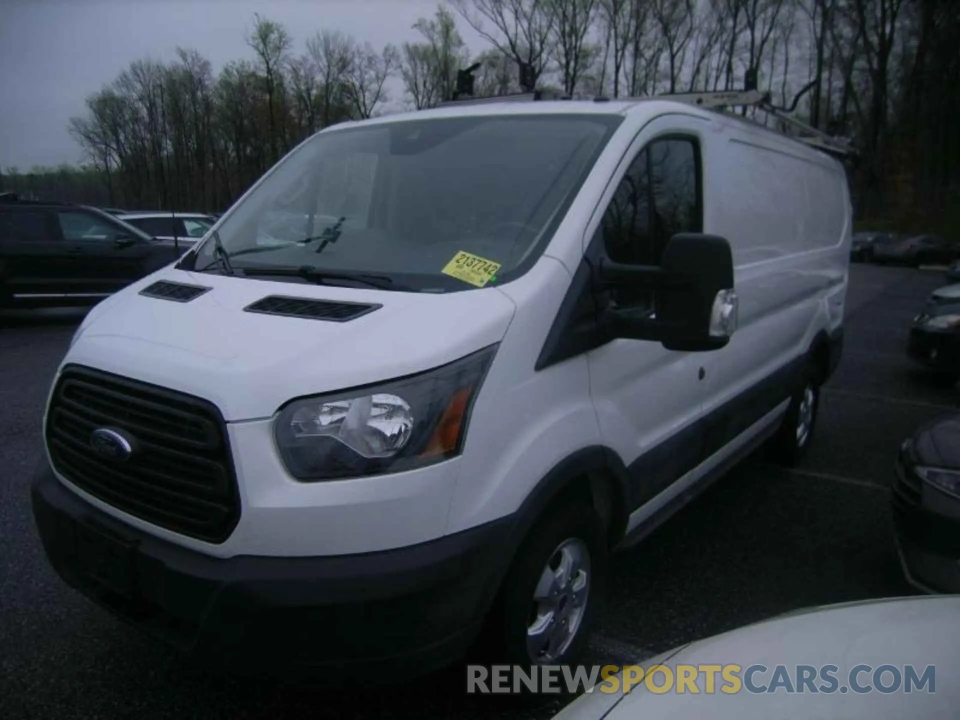 4 Photograph of a damaged car 1FTYR1YG7KKB48203 FORD TRANSIT 2019