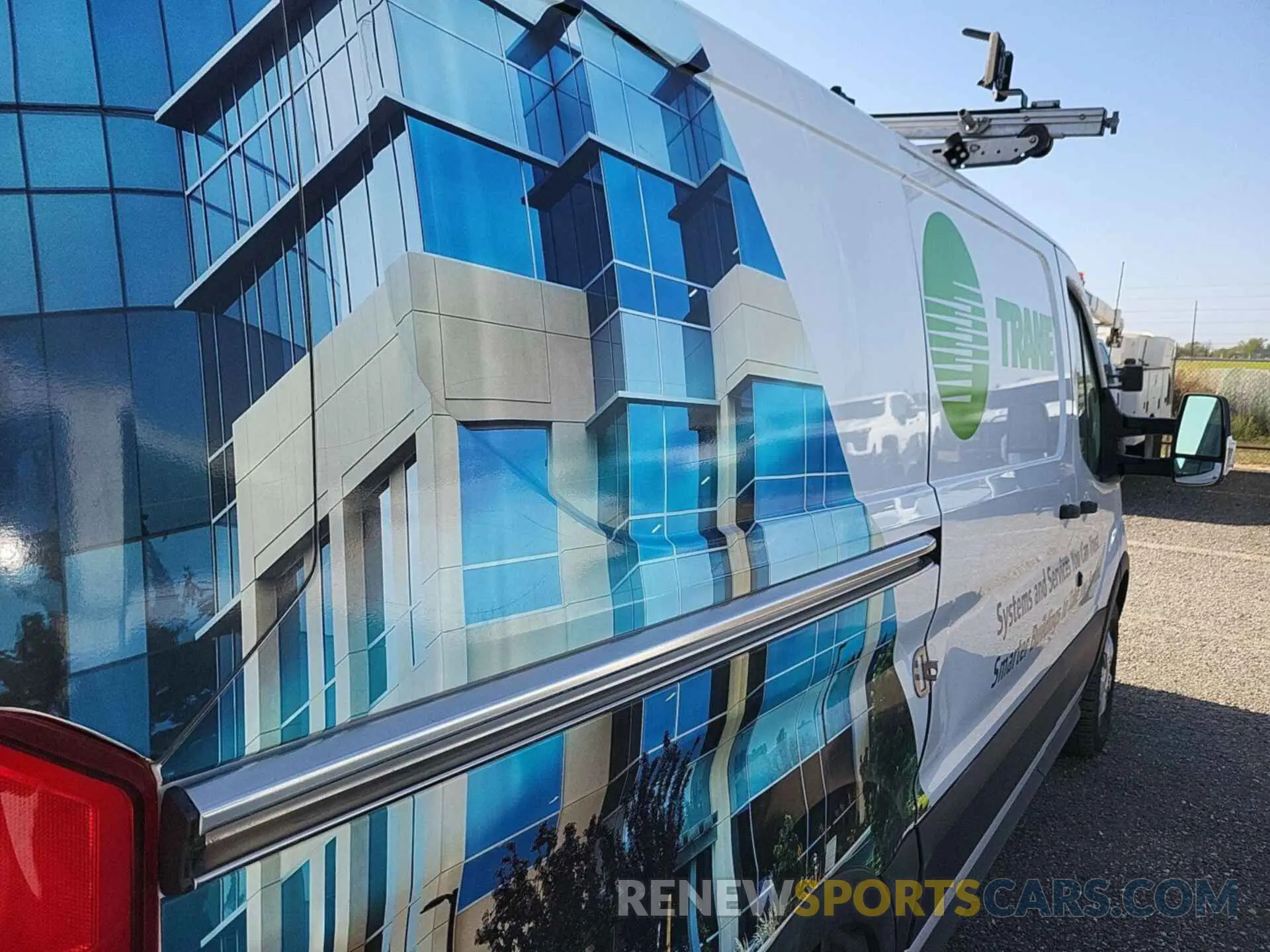 1 Photograph of a damaged car 1FTYR1YG7KKB48251 FORD TRANSIT 2019