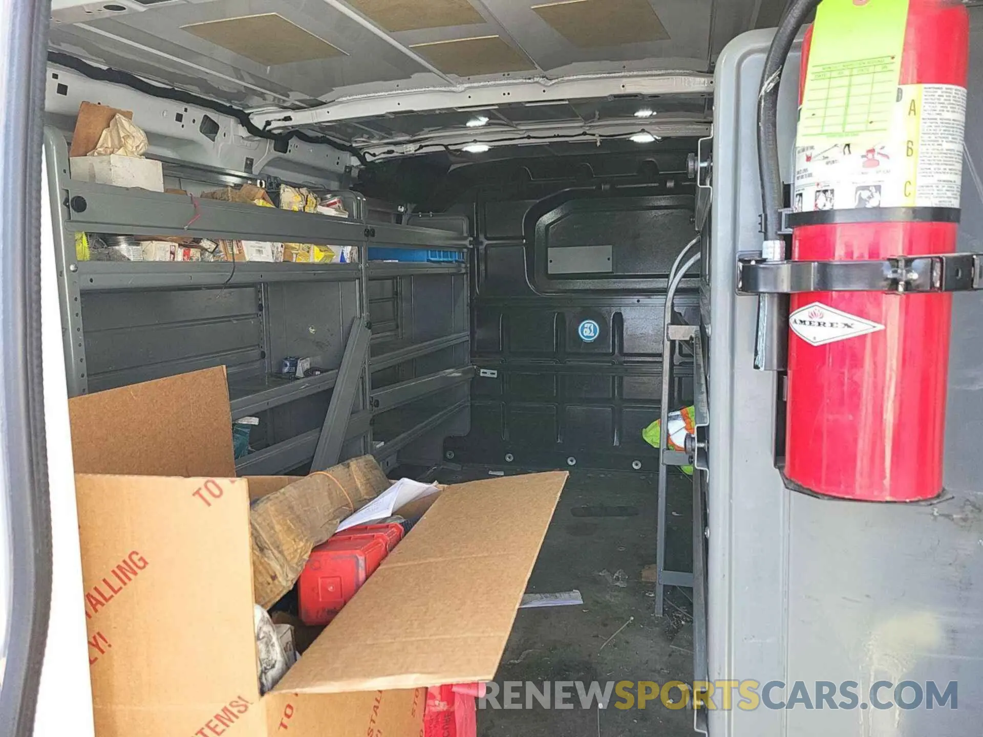 10 Photograph of a damaged car 1FTYR1YG7KKB48251 FORD TRANSIT 2019