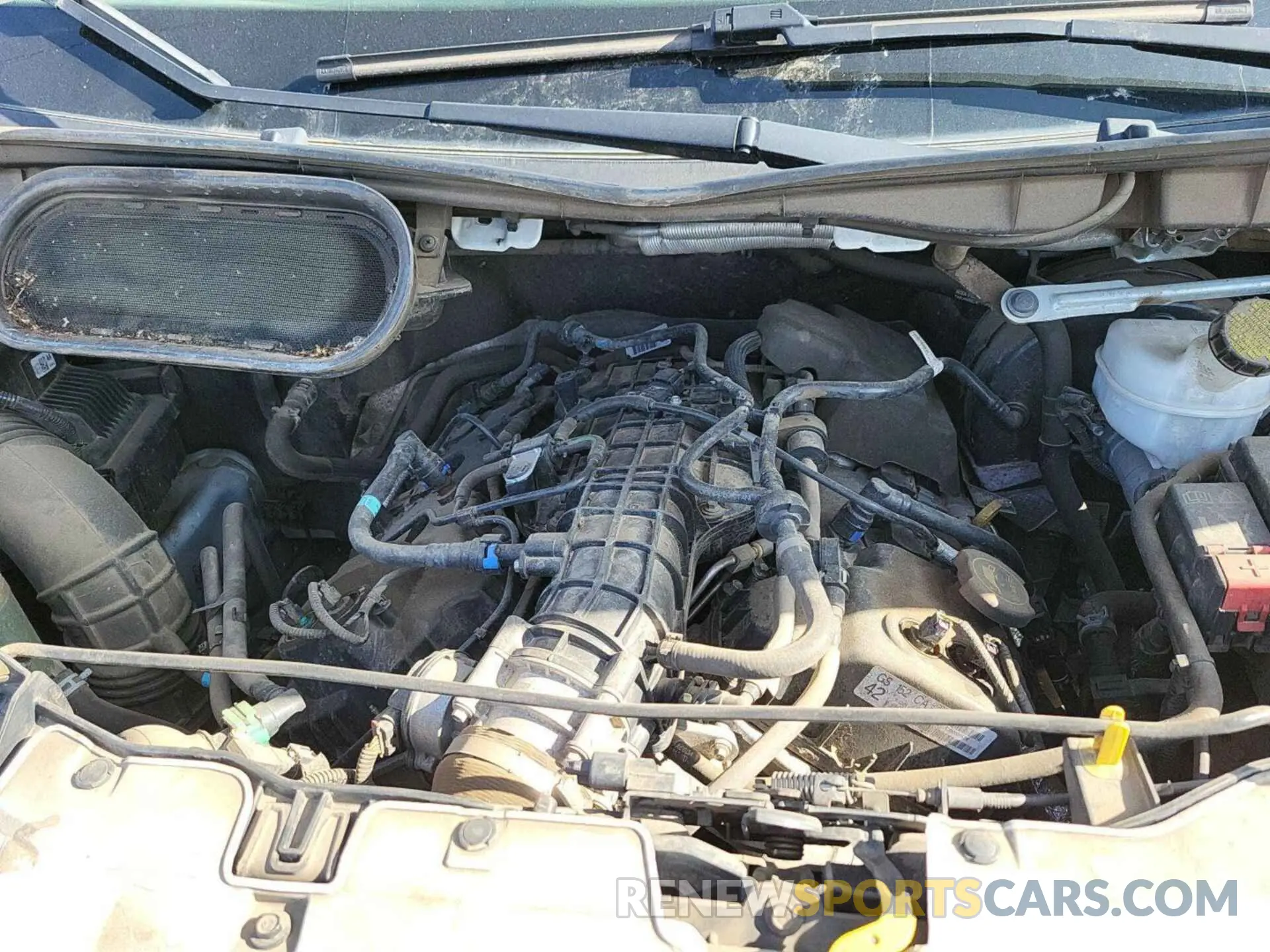 18 Photograph of a damaged car 1FTYR1YG7KKB48251 FORD TRANSIT 2019