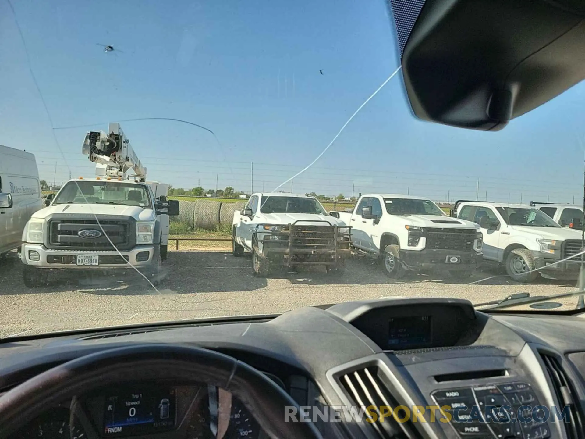 25 Photograph of a damaged car 1FTYR1YG7KKB48251 FORD TRANSIT 2019