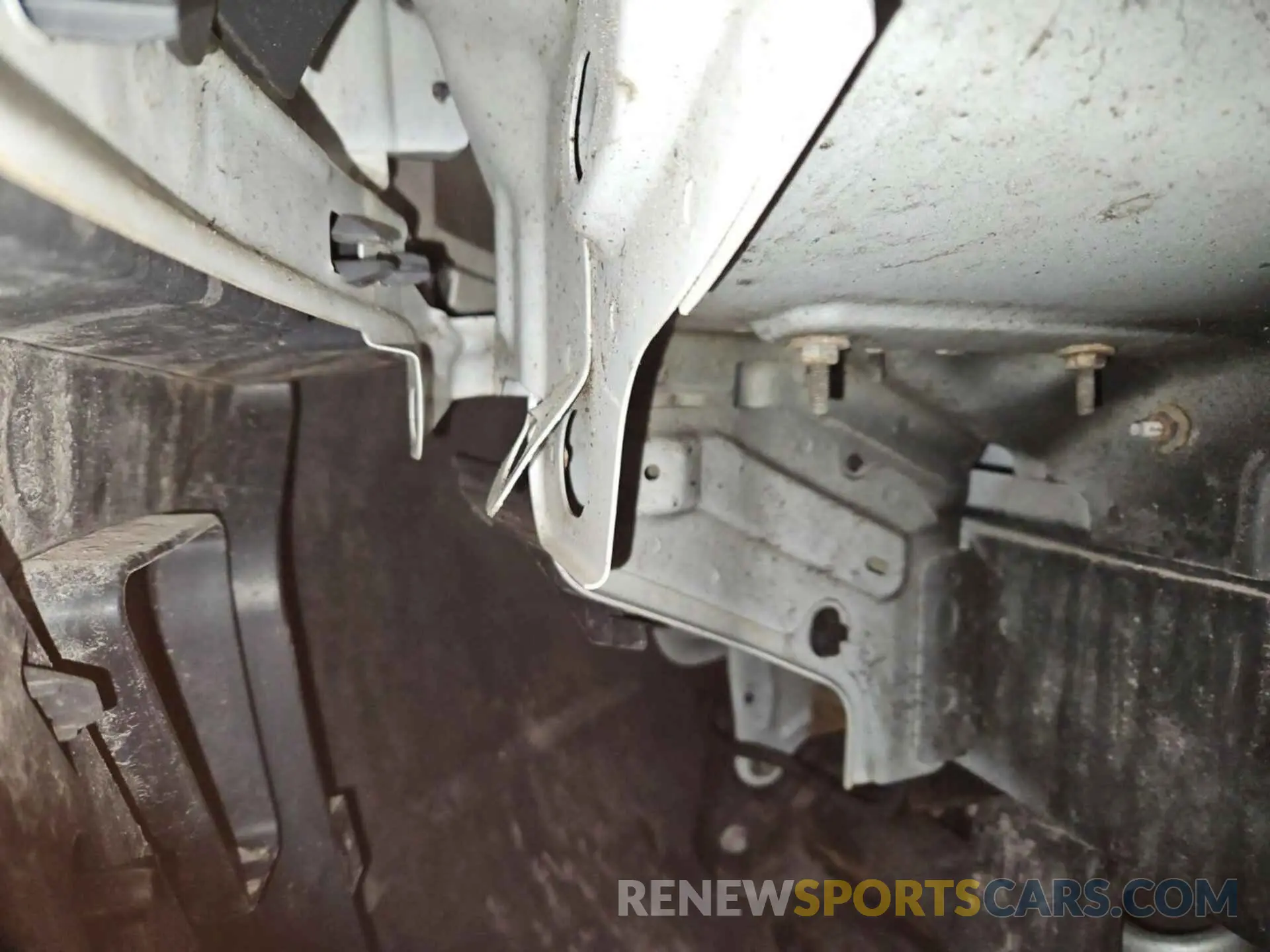 25 Photograph of a damaged car 1FTYR1YG8KKB48260 FORD TRANSIT 2019
