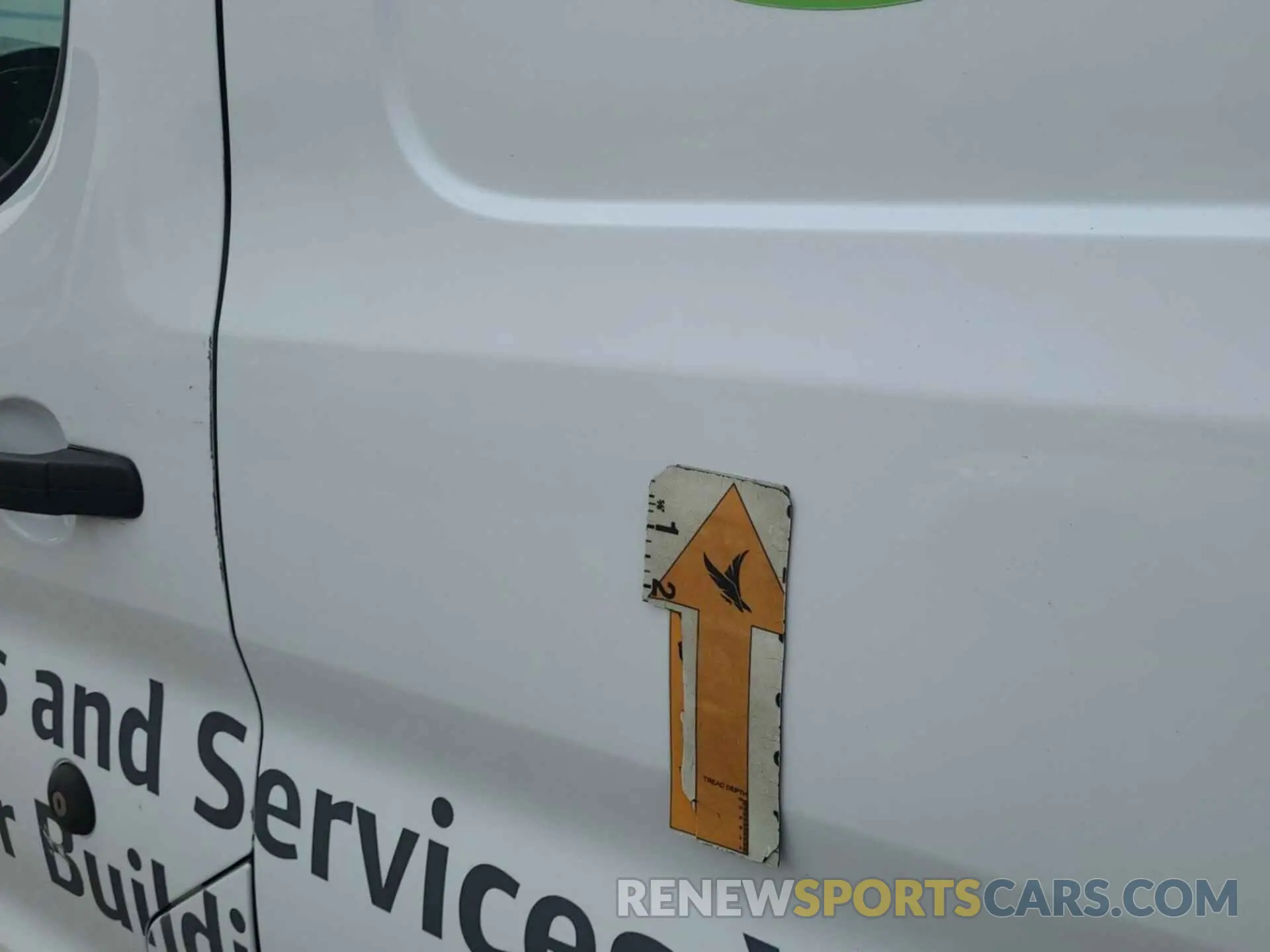 4 Photograph of a damaged car 1FTYR1YG8KKB48260 FORD TRANSIT 2019