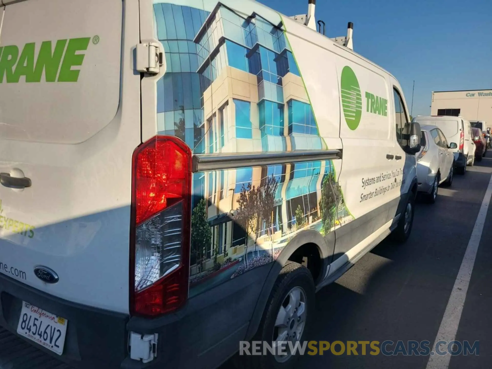 1 Photograph of a damaged car 1FTYR1YG8KKB48274 FORD TRANSIT 2019
