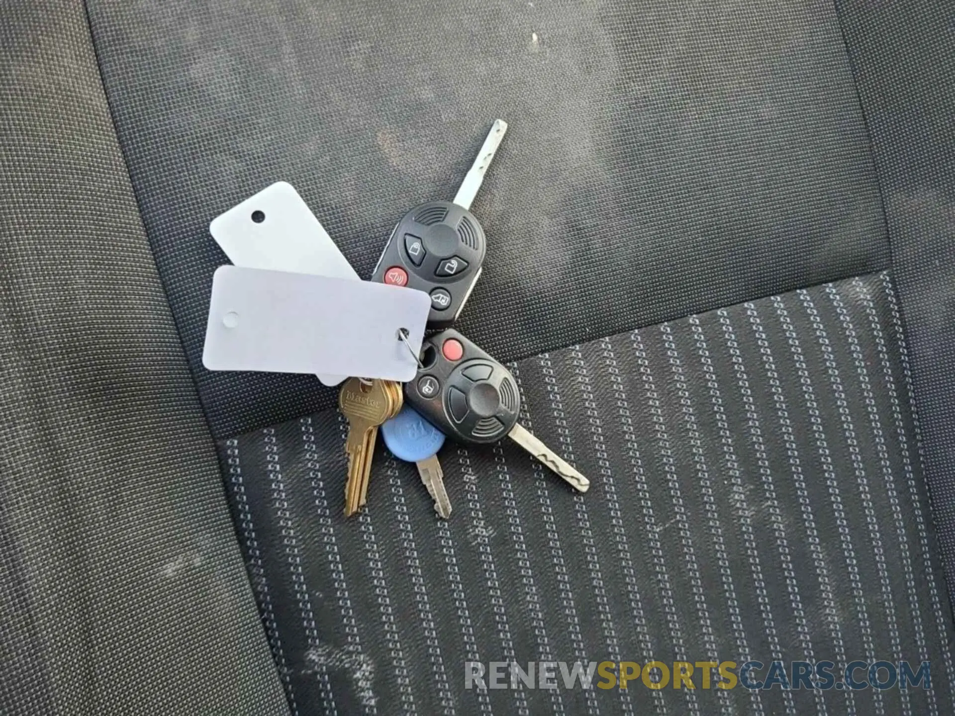 16 Photograph of a damaged car 1FTYR1YG8KKB48274 FORD TRANSIT 2019