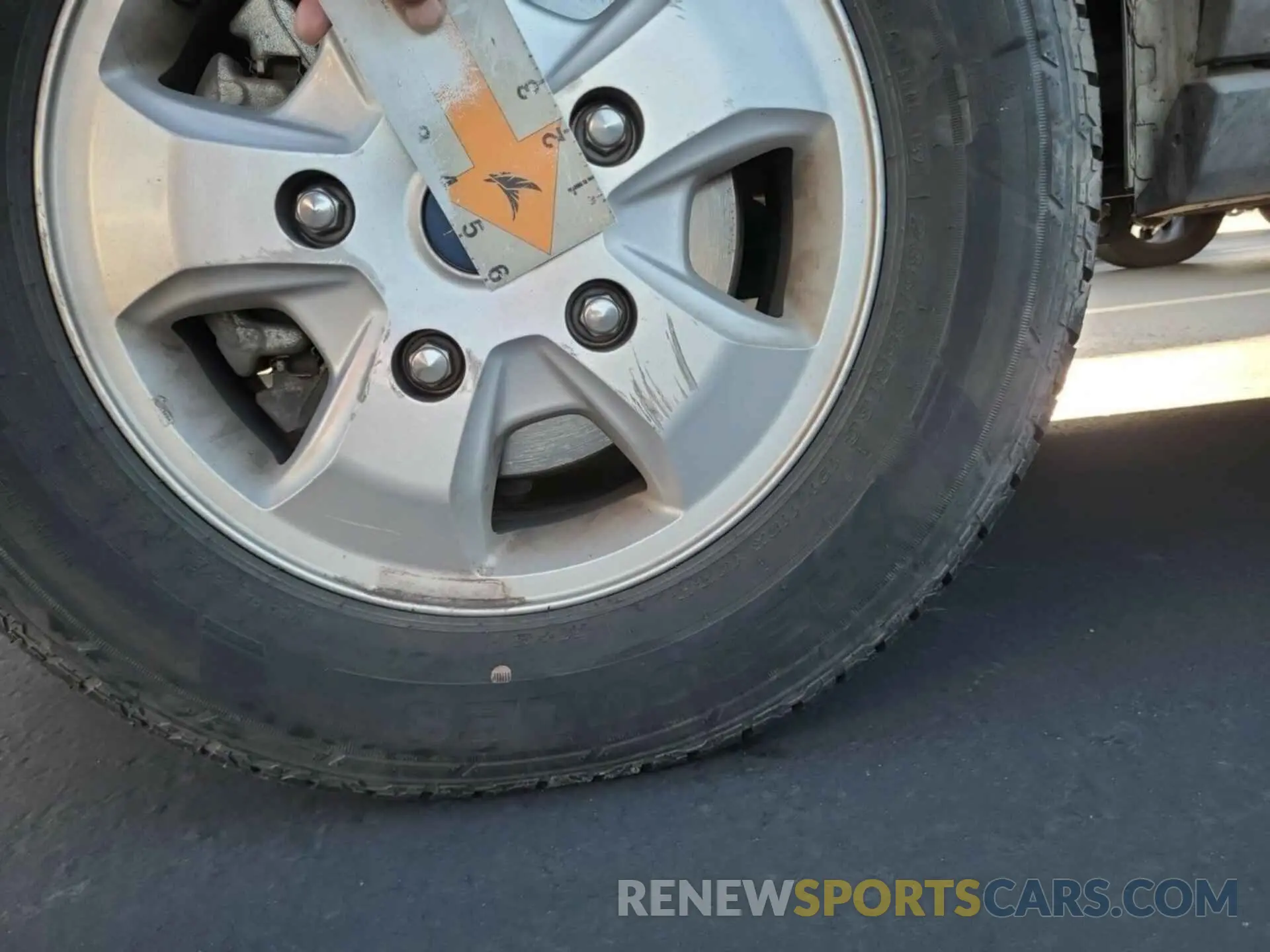 43 Photograph of a damaged car 1FTYR1YG8KKB48274 FORD TRANSIT 2019