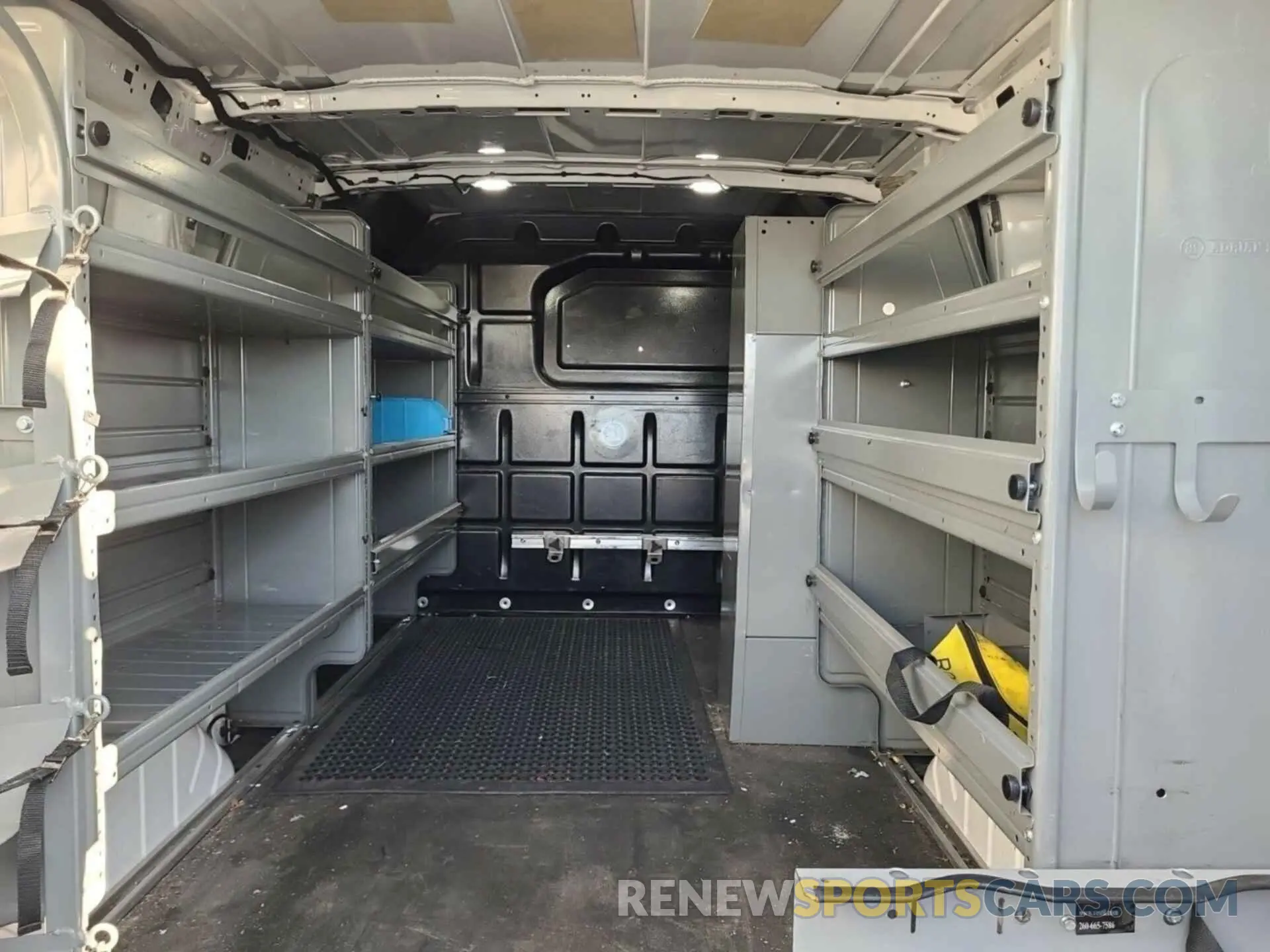 5 Photograph of a damaged car 1FTYR1YG8KKB48274 FORD TRANSIT 2019