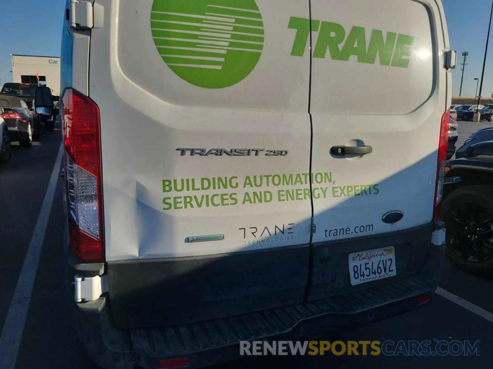 53 Photograph of a damaged car 1FTYR1YG8KKB48274 FORD TRANSIT 2019