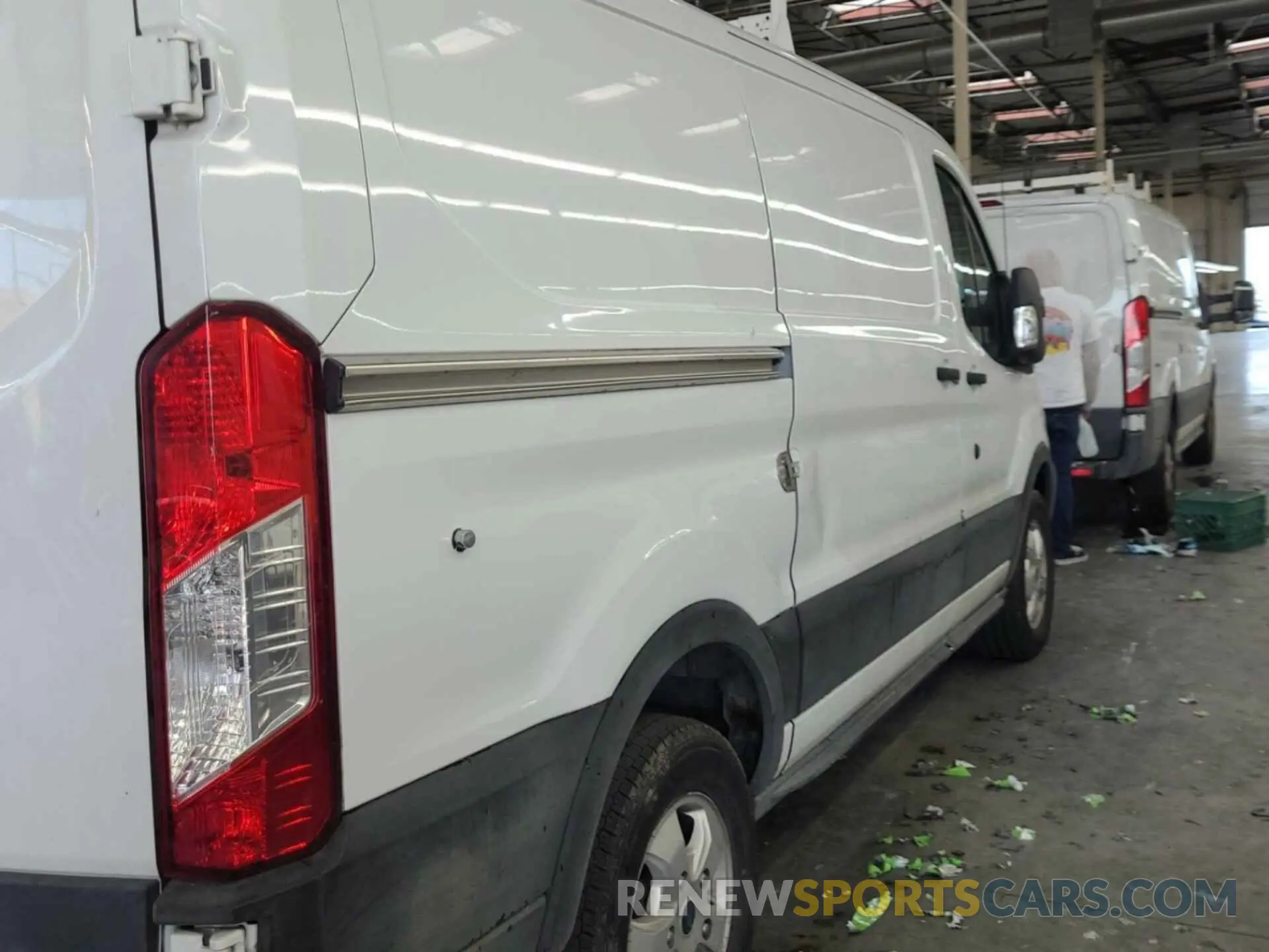 9 Photograph of a damaged car 1FTYR1YG8KKB48274 FORD TRANSIT 2019