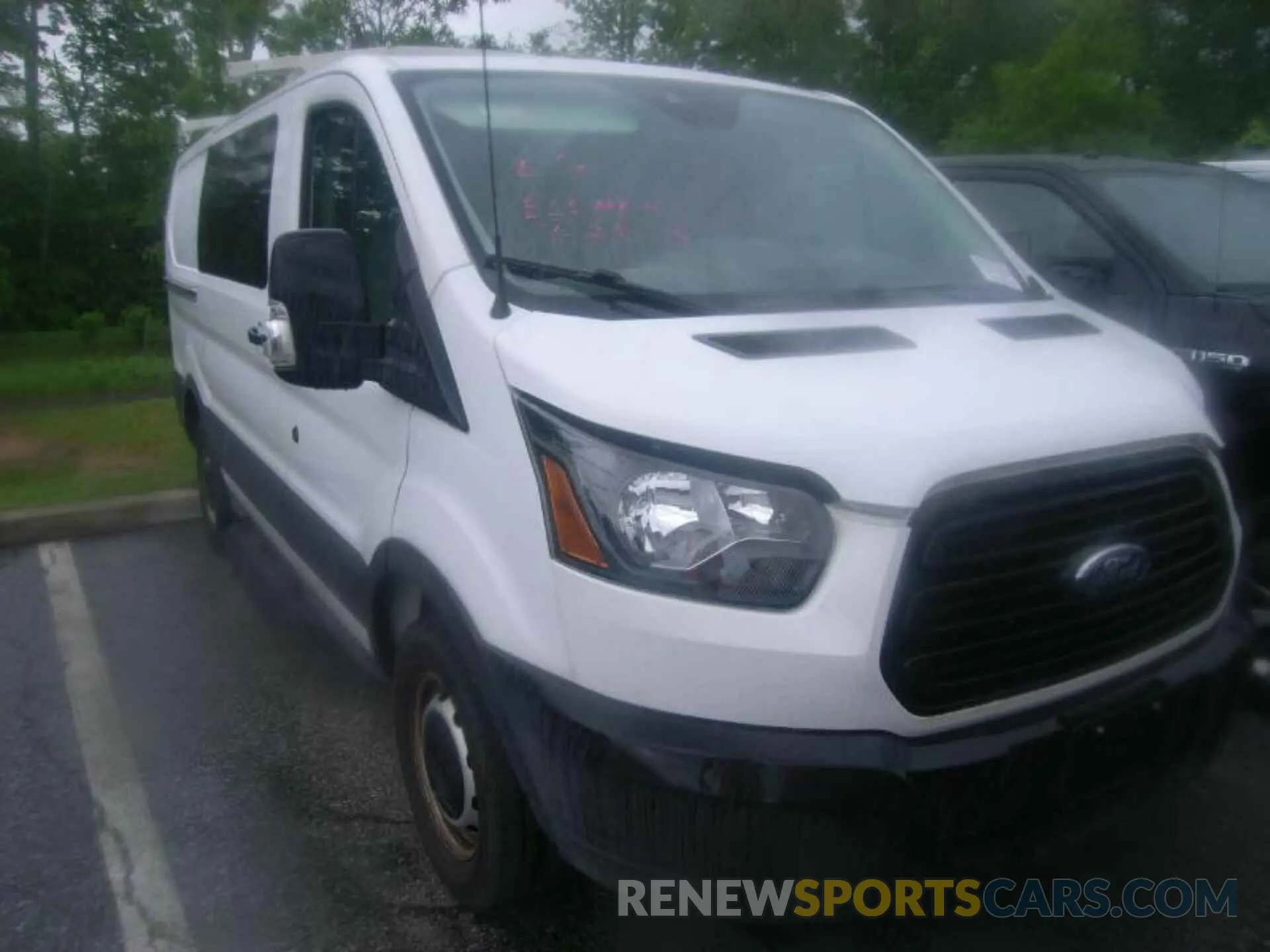 3 Photograph of a damaged car 1FTYR1YG8KKB61350 FORD TRANSIT 2019