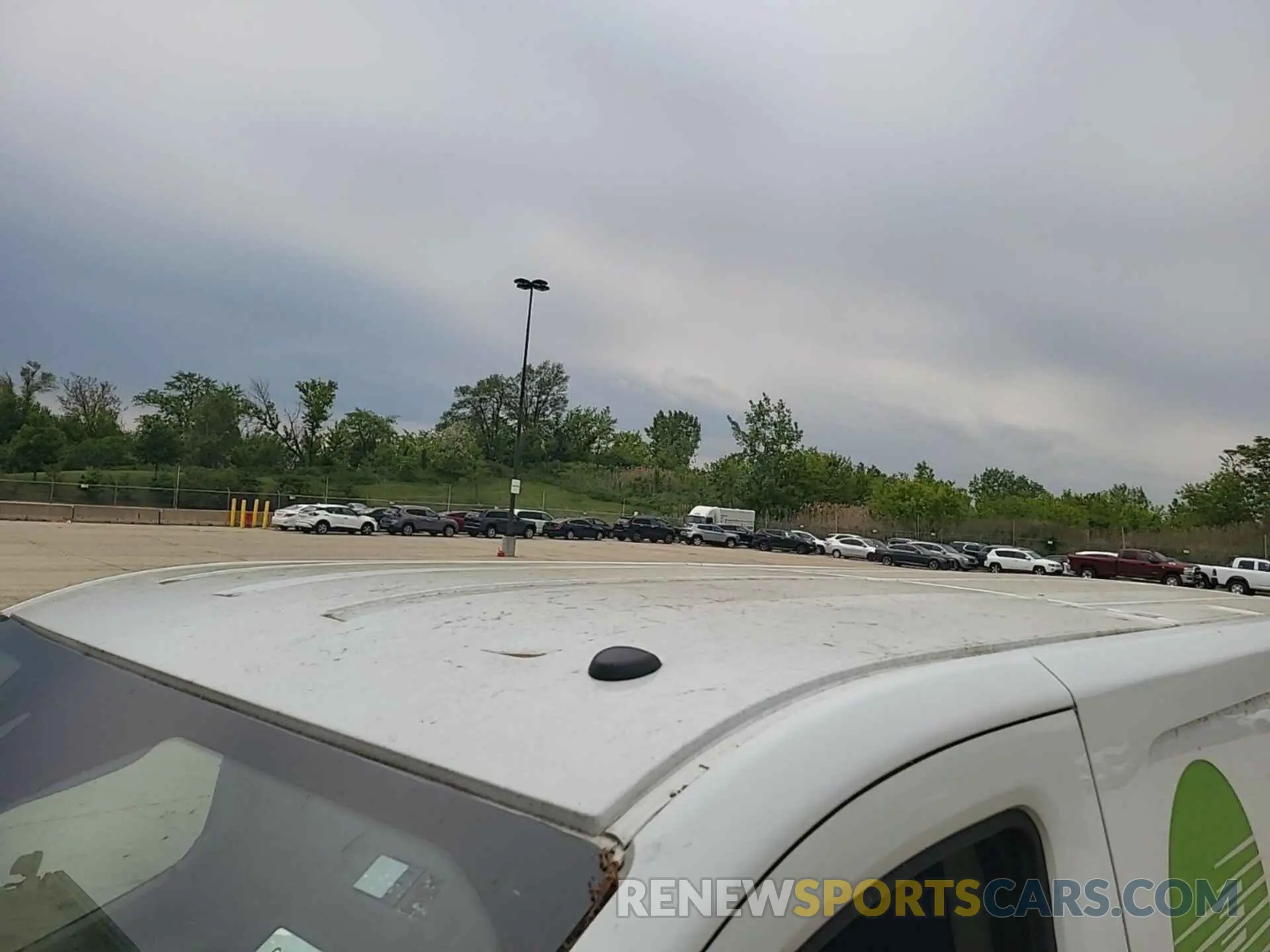 2 Photograph of a damaged car 1FTYR1YG9KKA40827 FORD TRANSIT 2019