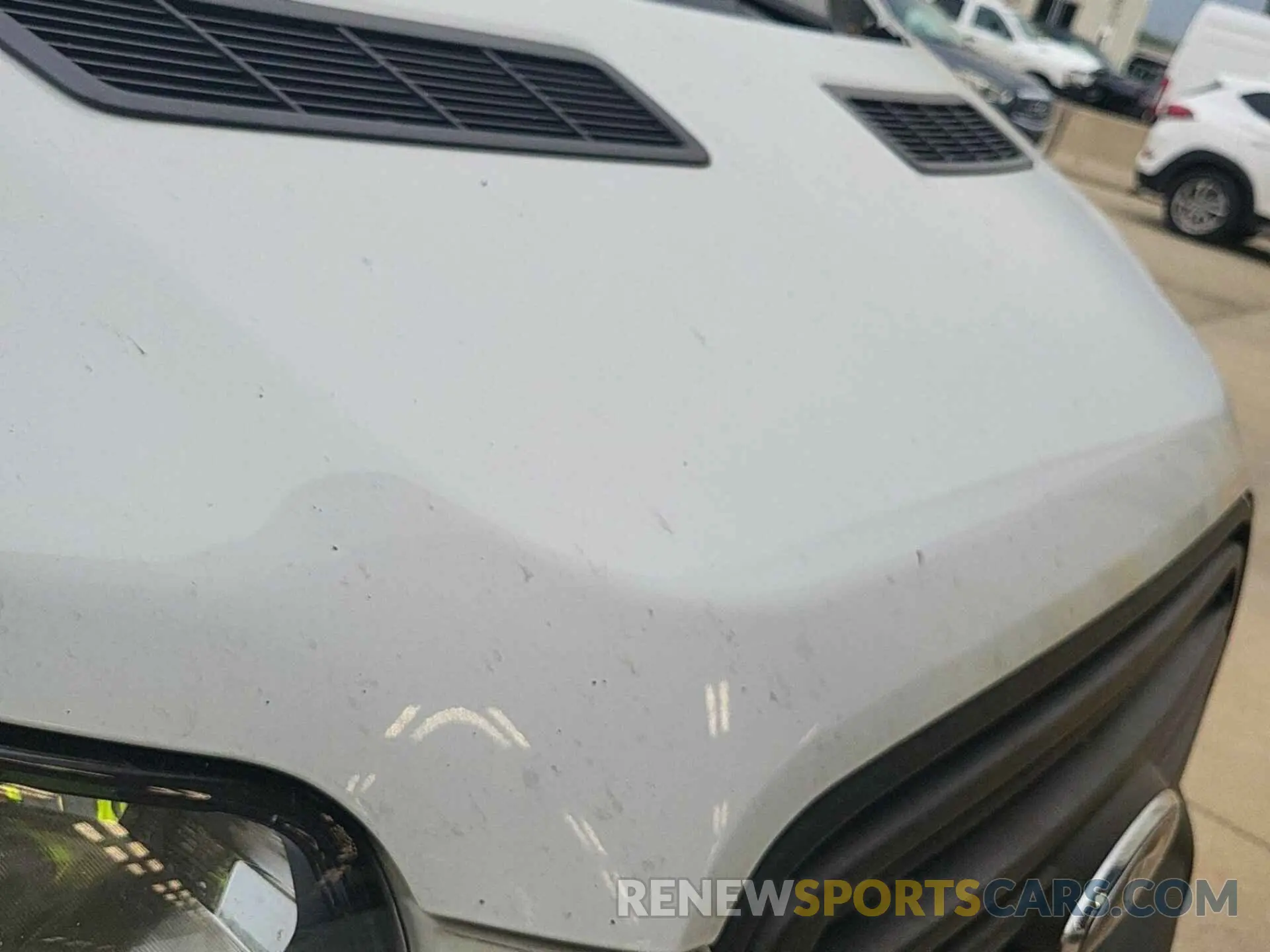 6 Photograph of a damaged car 1FTYR1YG9KKA40827 FORD TRANSIT 2019