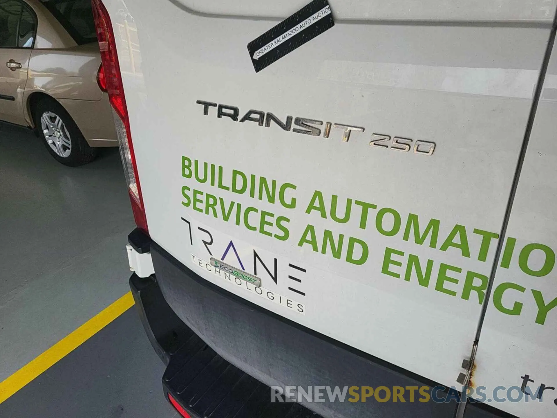 4 Photograph of a damaged car 1FTYR1YG9KKA67395 FORD TRANSIT 2019