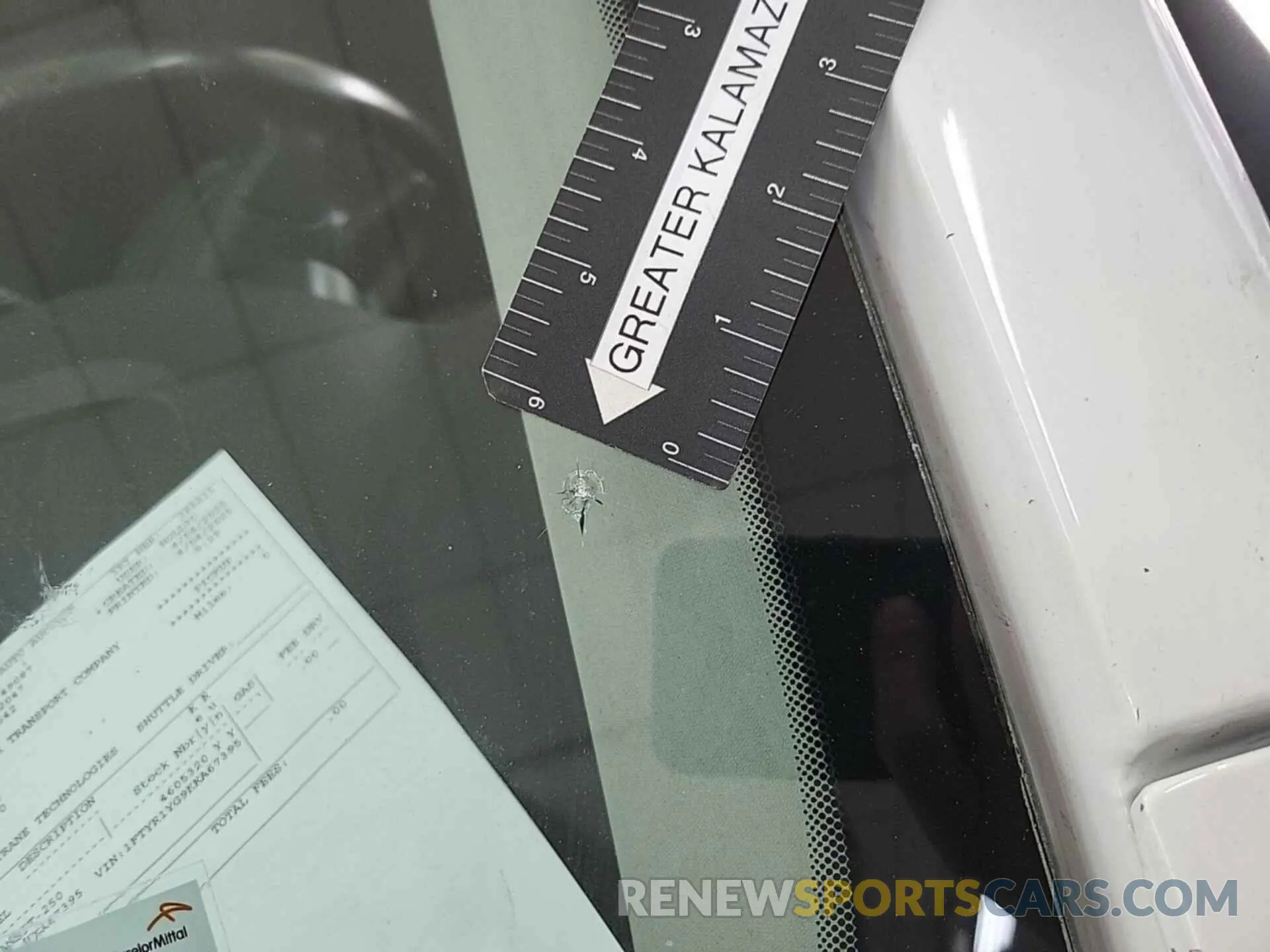 8 Photograph of a damaged car 1FTYR1YG9KKA67395 FORD TRANSIT 2019