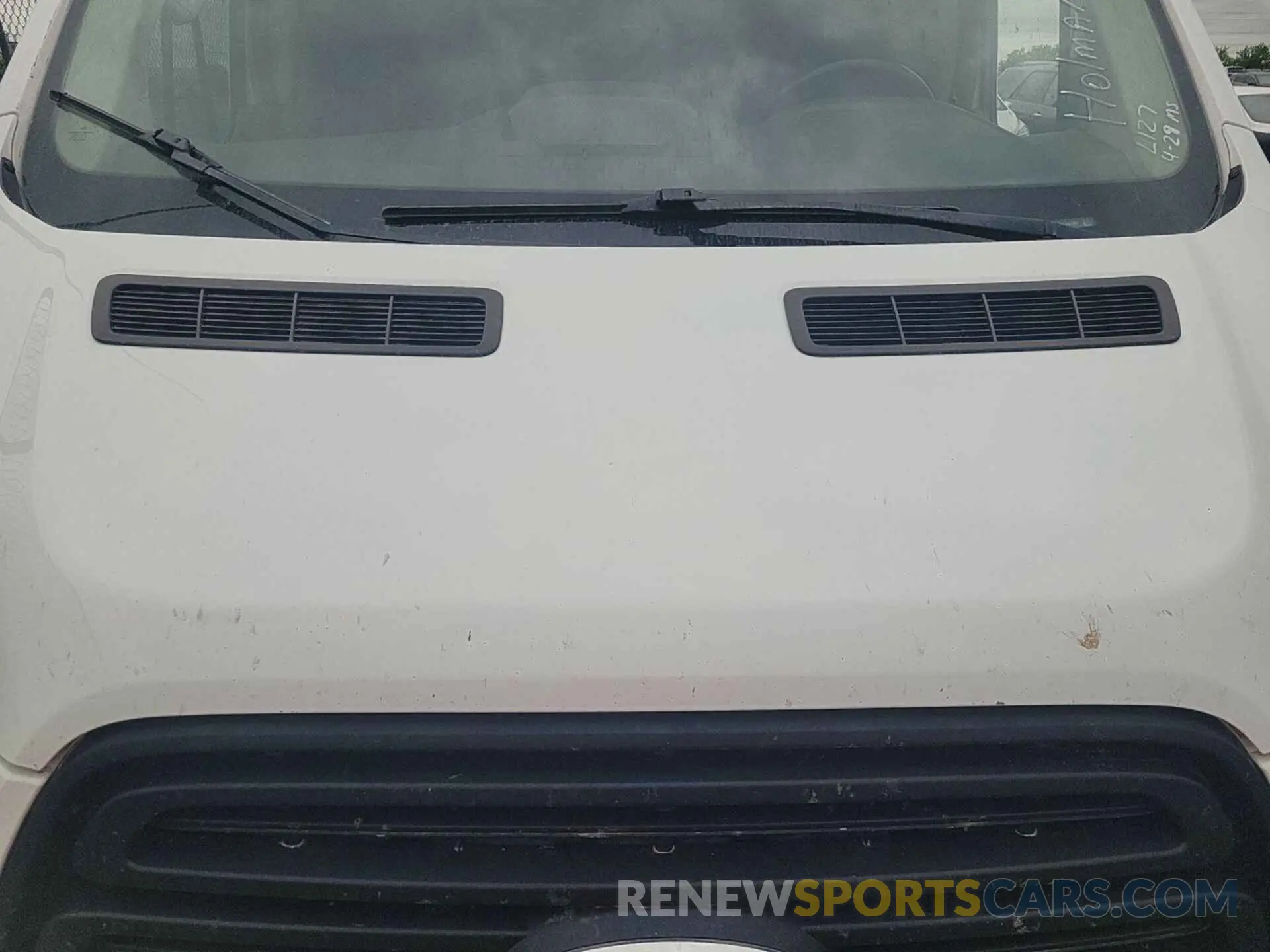 27 Photograph of a damaged car 1FTYR1YG9KKB43505 FORD TRANSIT 2019