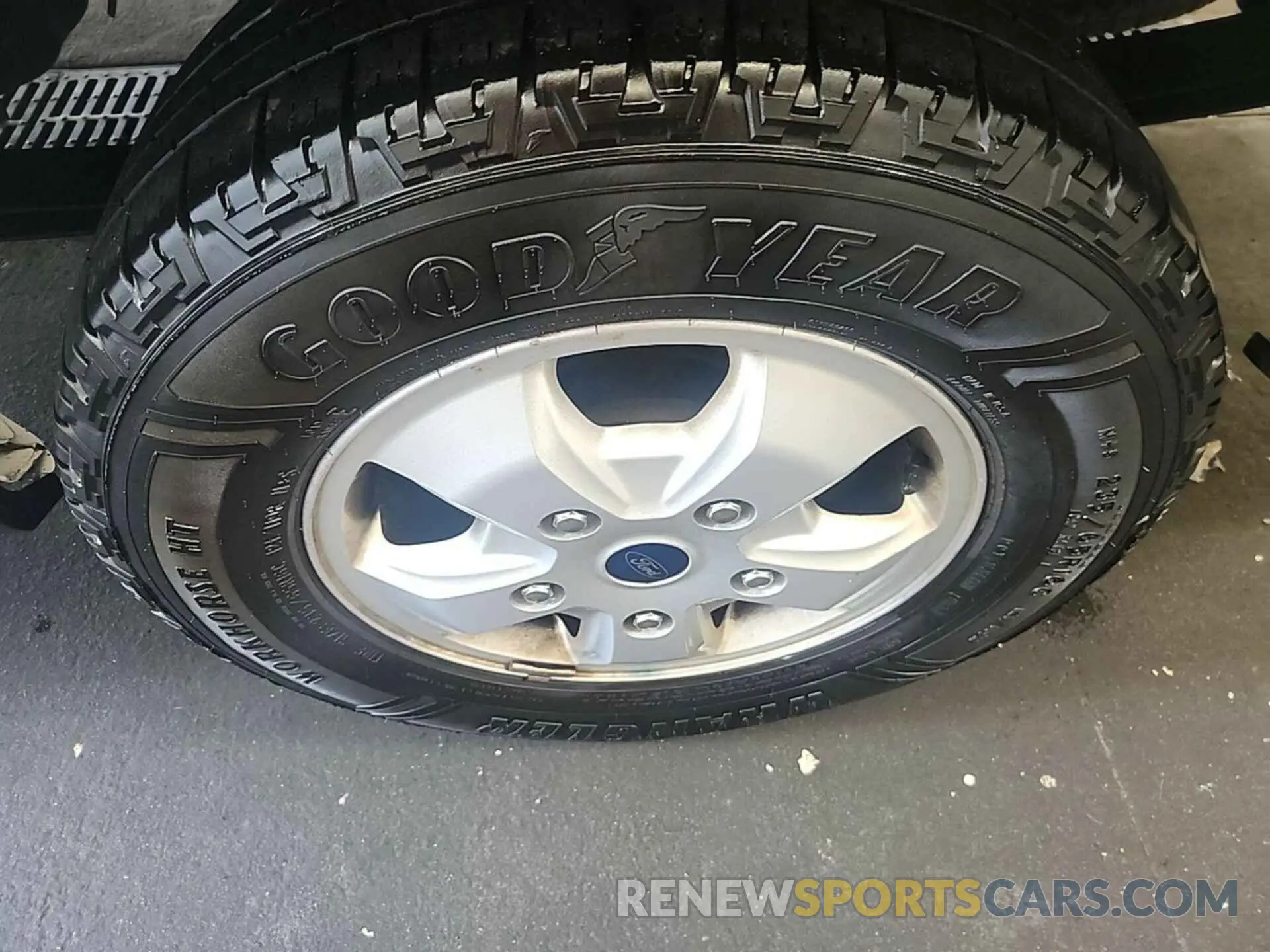 36 Photograph of a damaged car 1FTYR1YG9KKB43505 FORD TRANSIT 2019