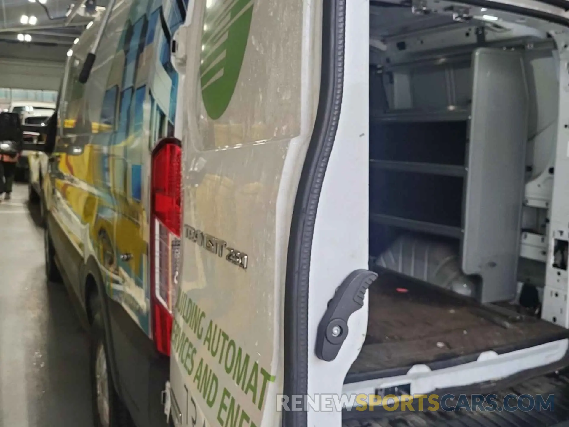 15 Photograph of a damaged car 1FTYR1YG9KKB48140 FORD TRANSIT 2019