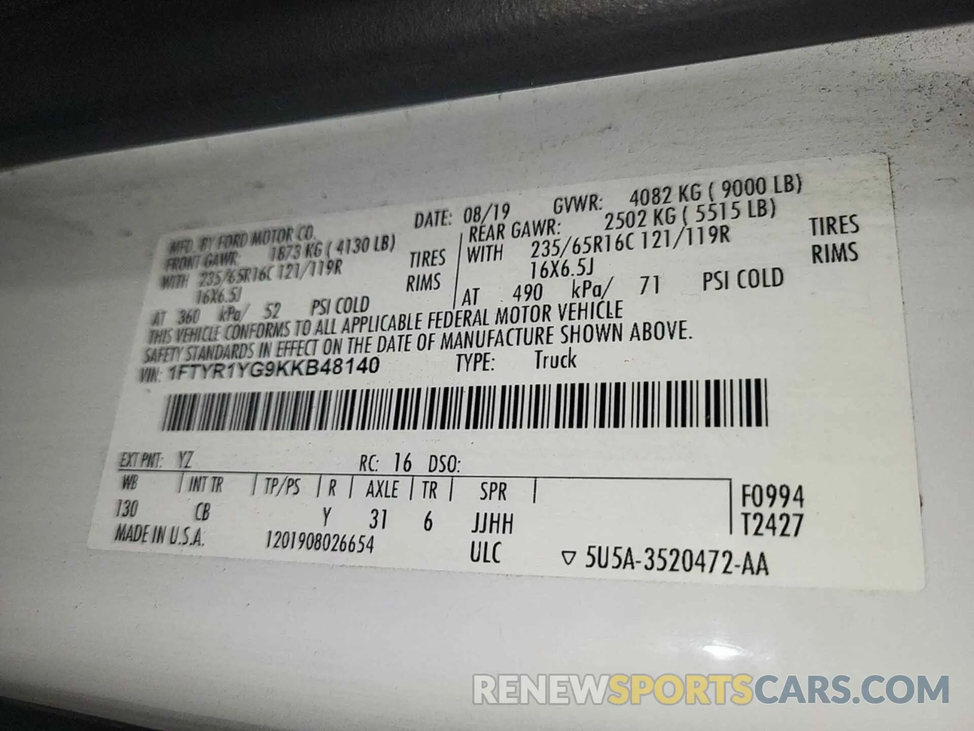 17 Photograph of a damaged car 1FTYR1YG9KKB48140 FORD TRANSIT 2019