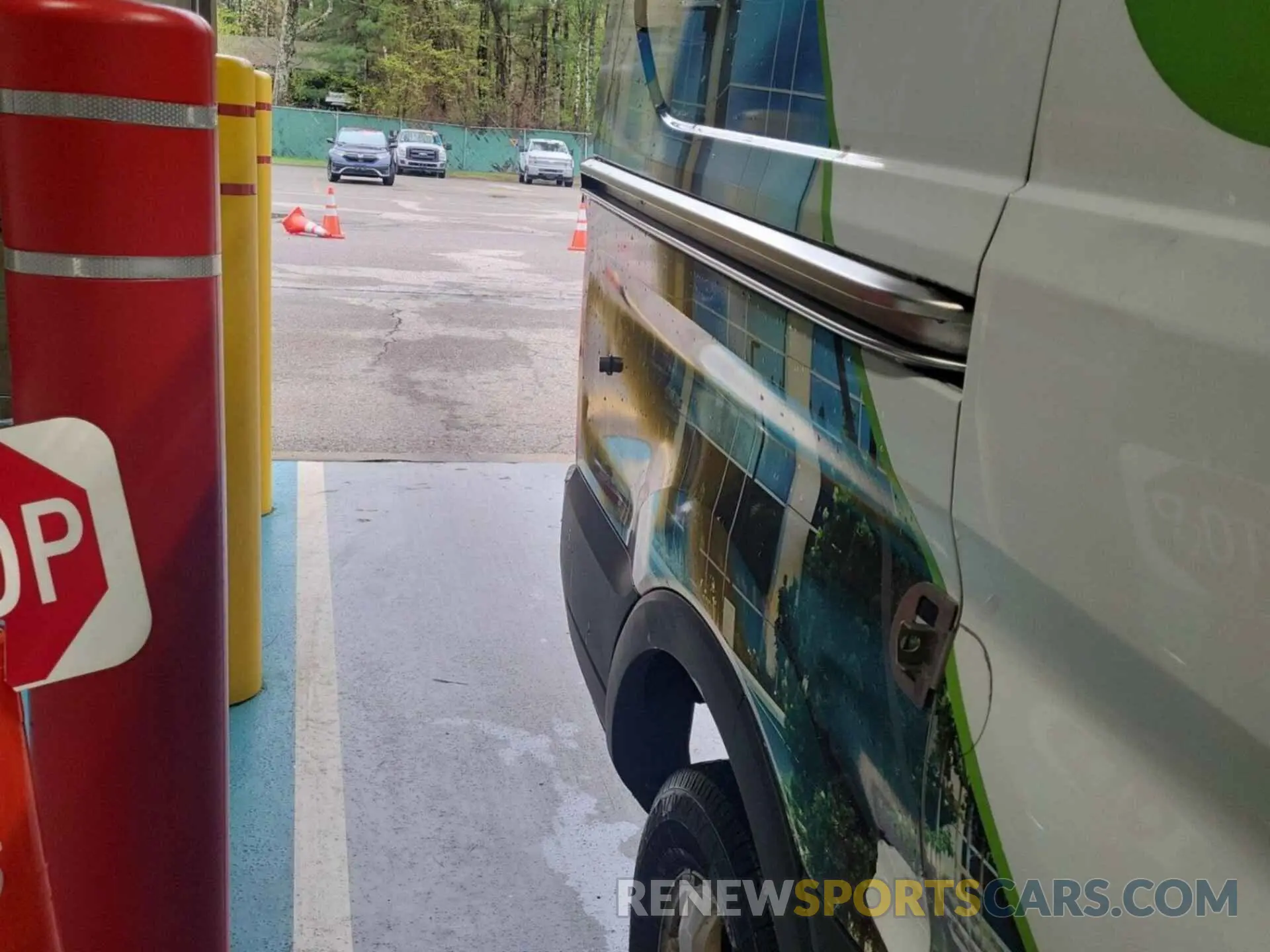27 Photograph of a damaged car 1FTYR1YG9KKB48140 FORD TRANSIT 2019