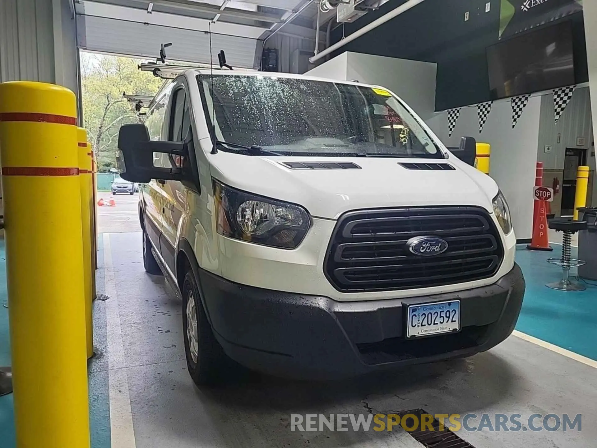 7 Photograph of a damaged car 1FTYR1YG9KKB48140 FORD TRANSIT 2019