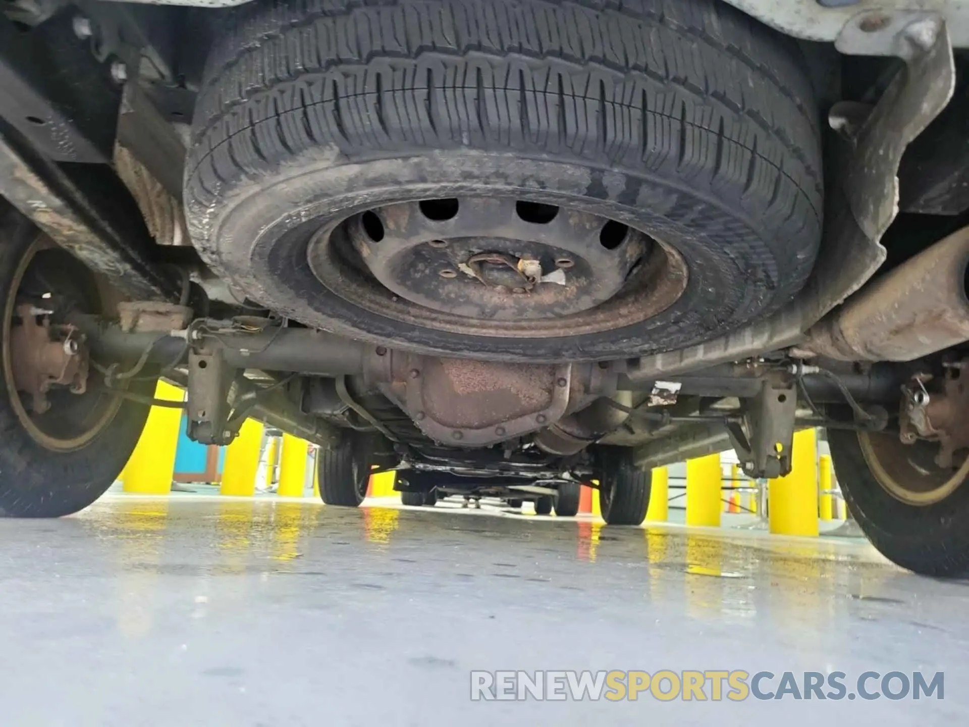 9 Photograph of a damaged car 1FTYR1YG9KKB48140 FORD TRANSIT 2019