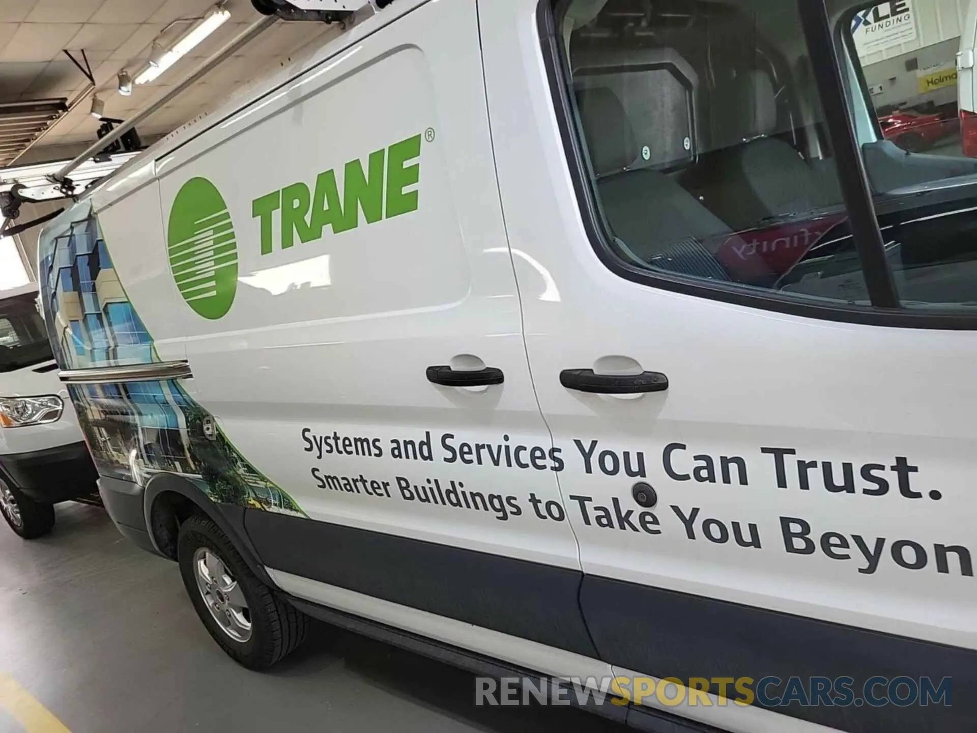 3 Photograph of a damaged car 1FTYR1YGXKKA40836 FORD TRANSIT 2019