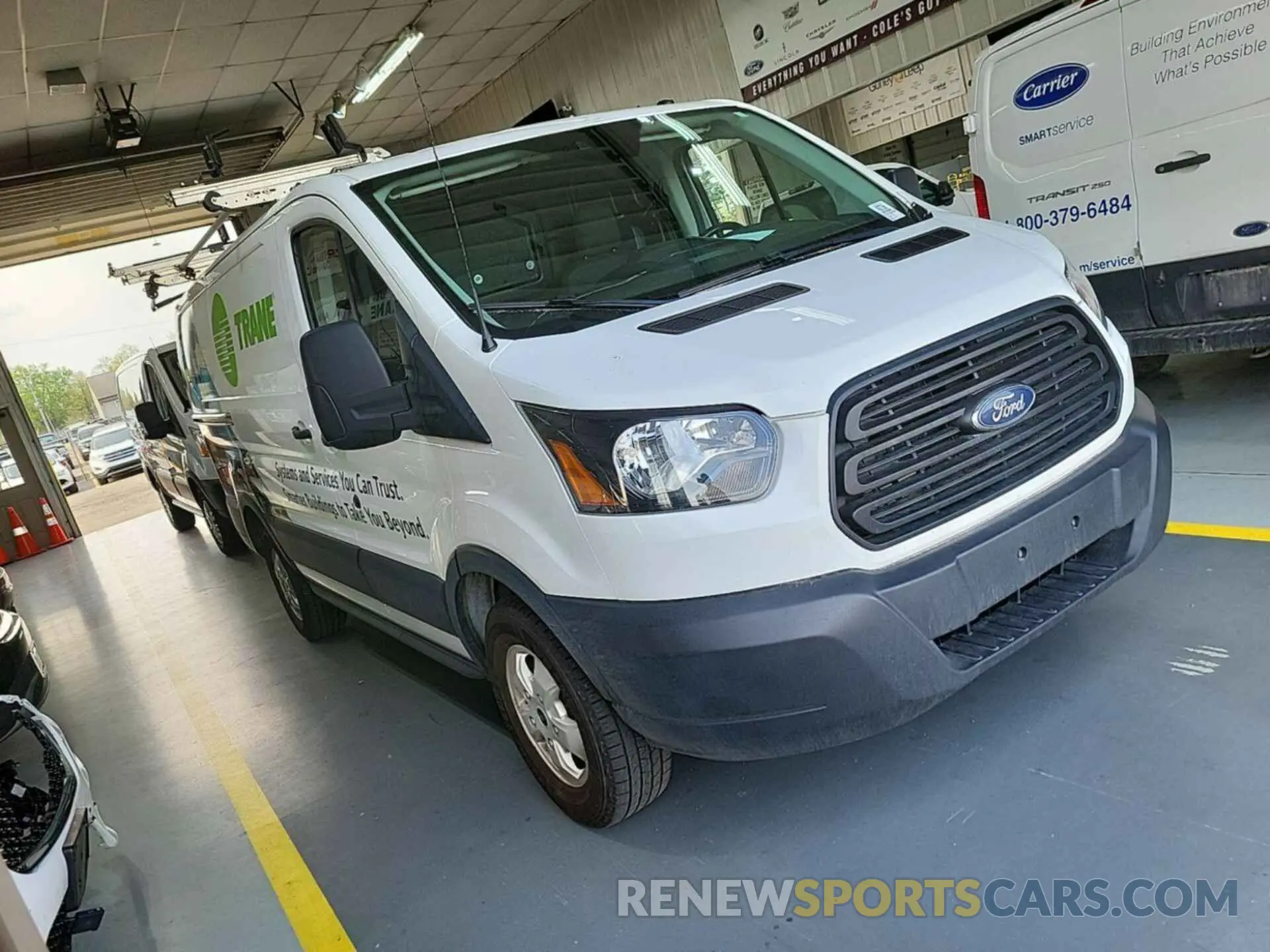 4 Photograph of a damaged car 1FTYR1YGXKKA40836 FORD TRANSIT 2019