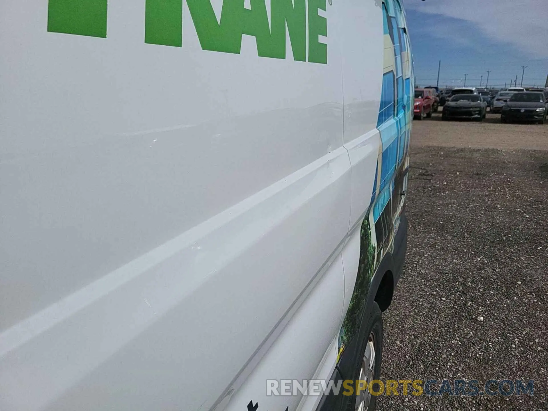 19 Photograph of a damaged car 1FTYR1YGXKKB48258 FORD TRANSIT 2019