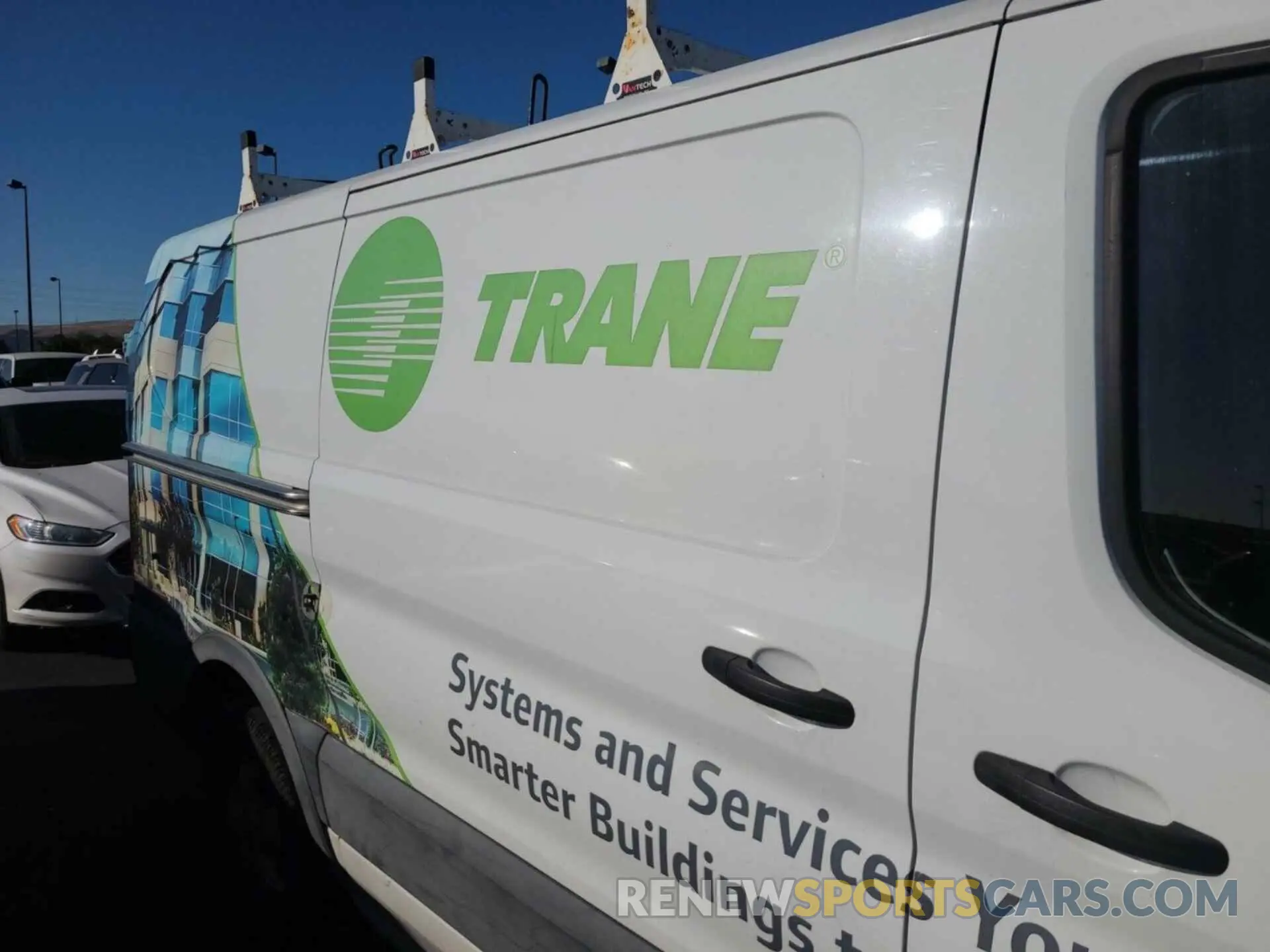 2 Photograph of a damaged car 1FTYR1YGXKKB48275 FORD TRANSIT 2019