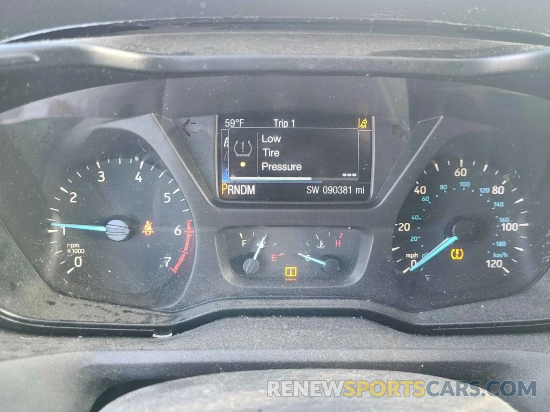 38 Photograph of a damaged car 1FTYR1YGXKKB48275 FORD TRANSIT 2019