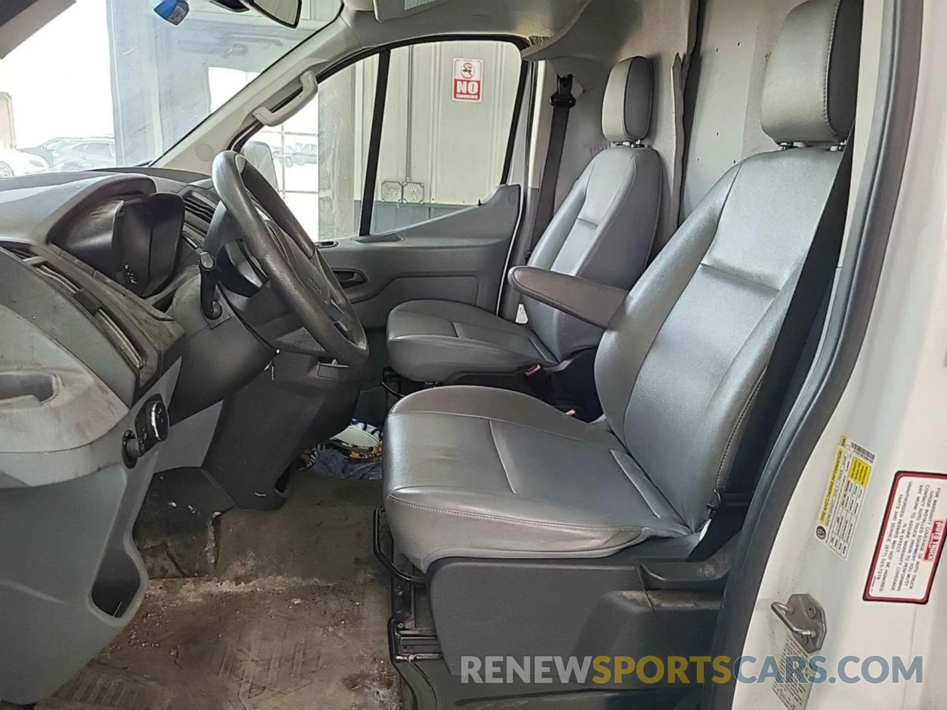 15 Photograph of a damaged car 1FTYR1YM1KKB87858 FORD TRANSIT 2019