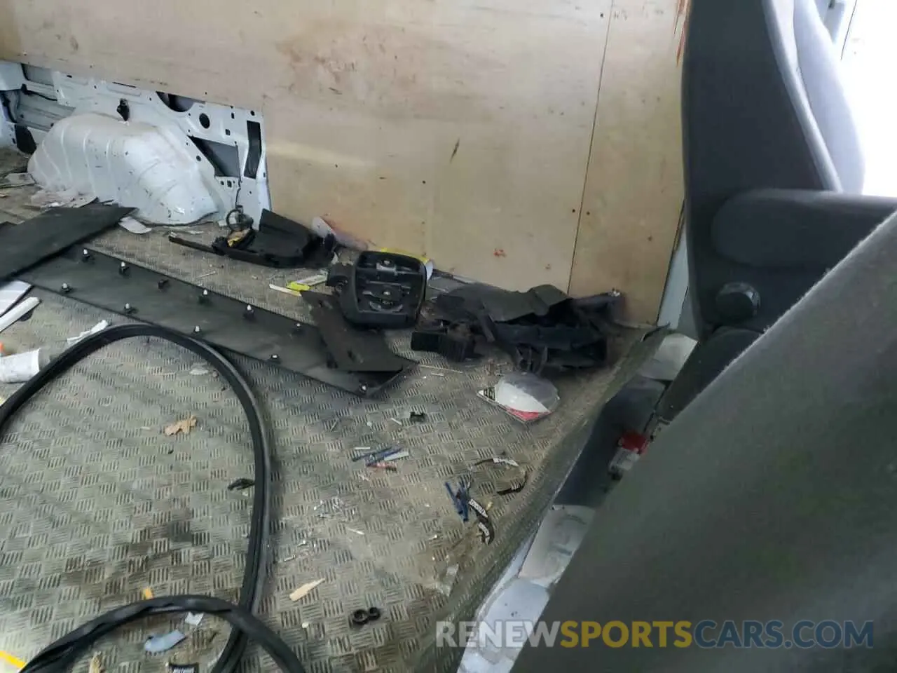 11 Photograph of a damaged car 1FTYR1YM2KKA42022 FORD TRANSIT 2019