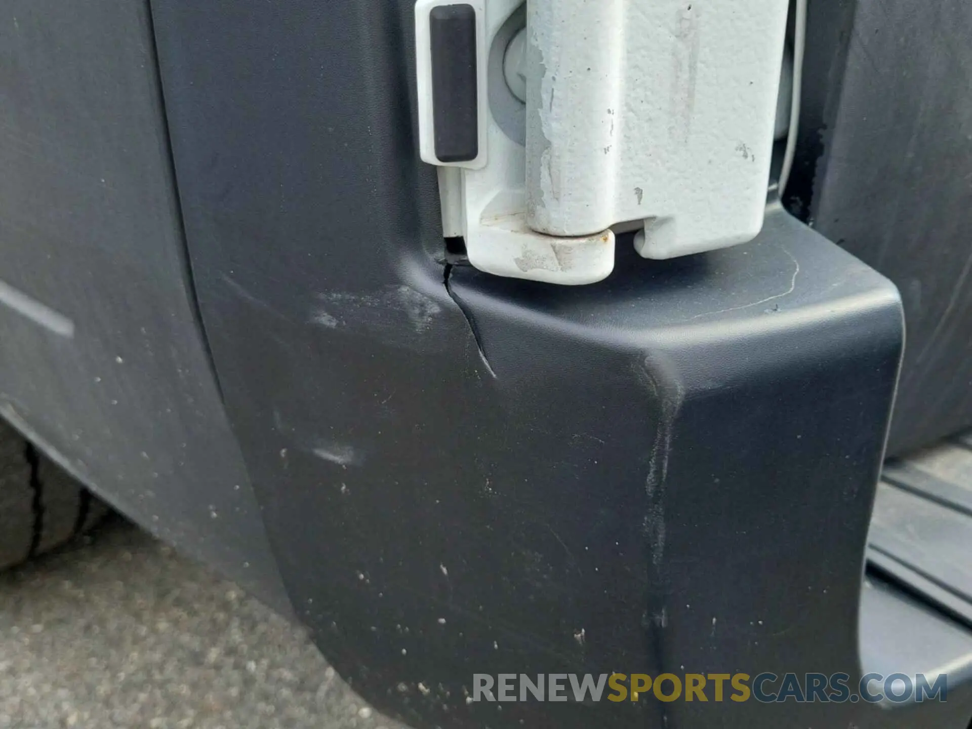 20 Photograph of a damaged car 1FTYR1YM2KKB51144 FORD TRANSIT 2019